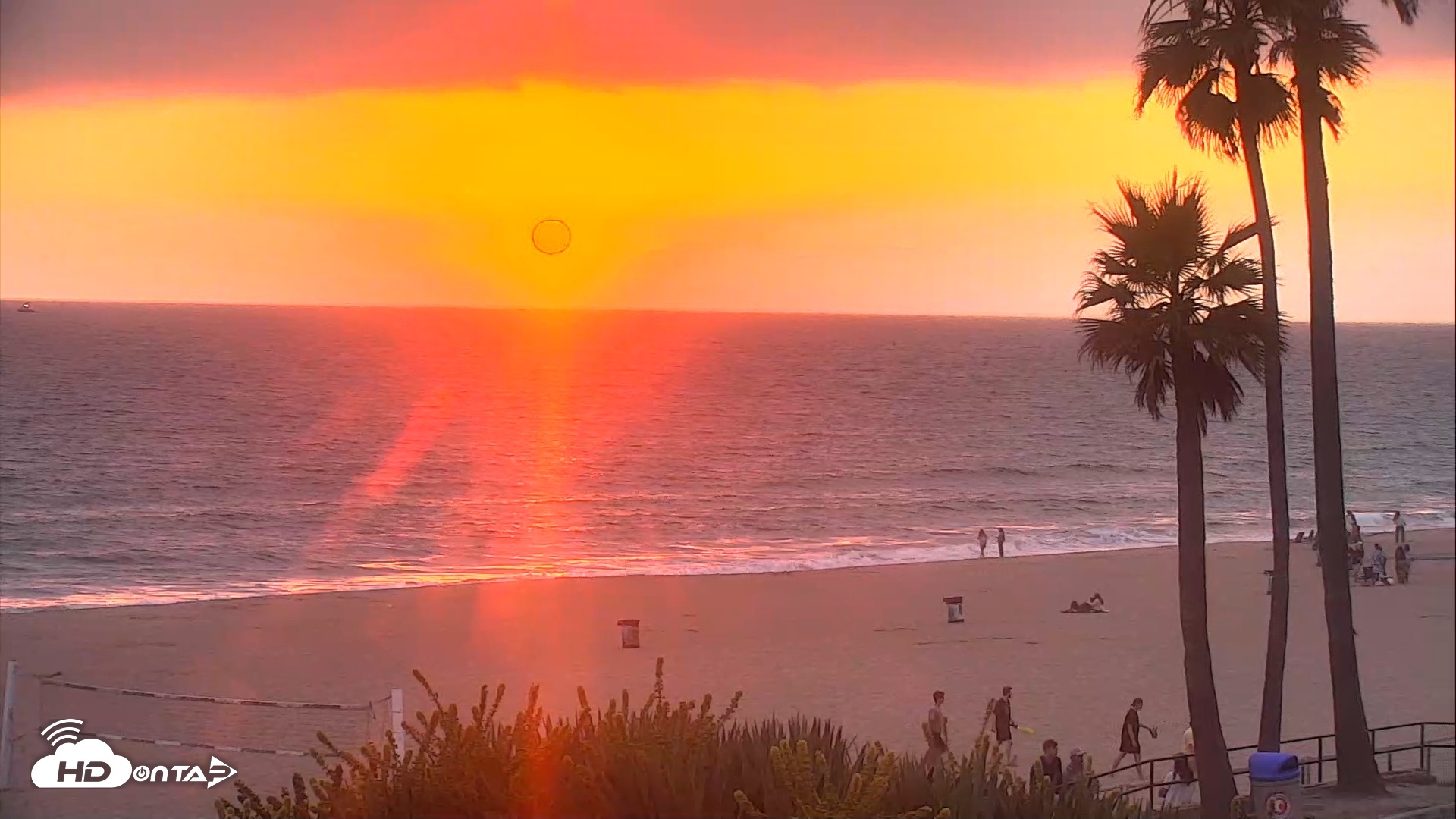 Snapshot of El Porto Beach Roving Live Cam taken Jul 20, 2025, 7:55pm PDT