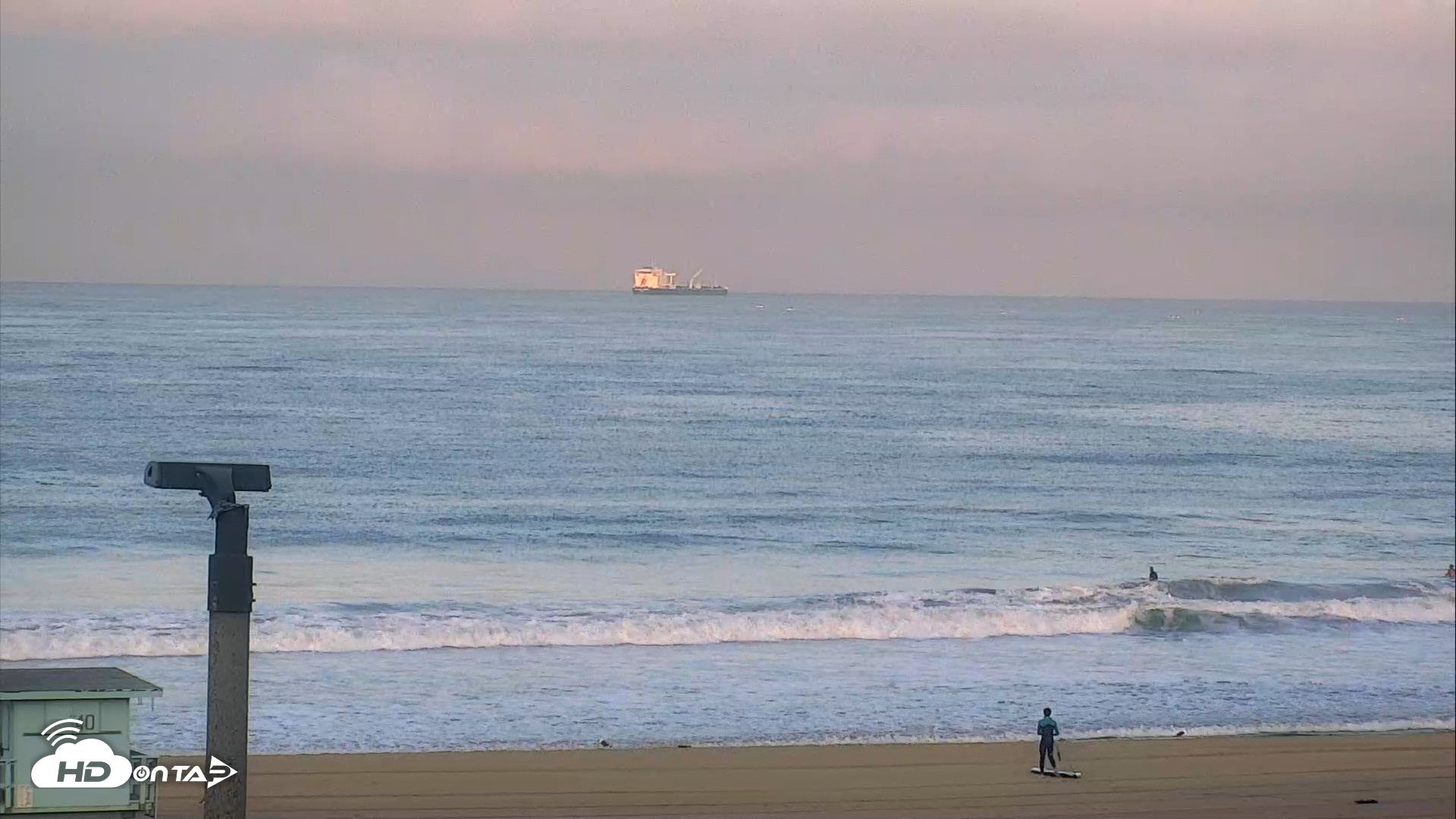 Snapshot of El Porto Beach Roving Live Cam taken Sep 22, 2026, 7:10am PDT