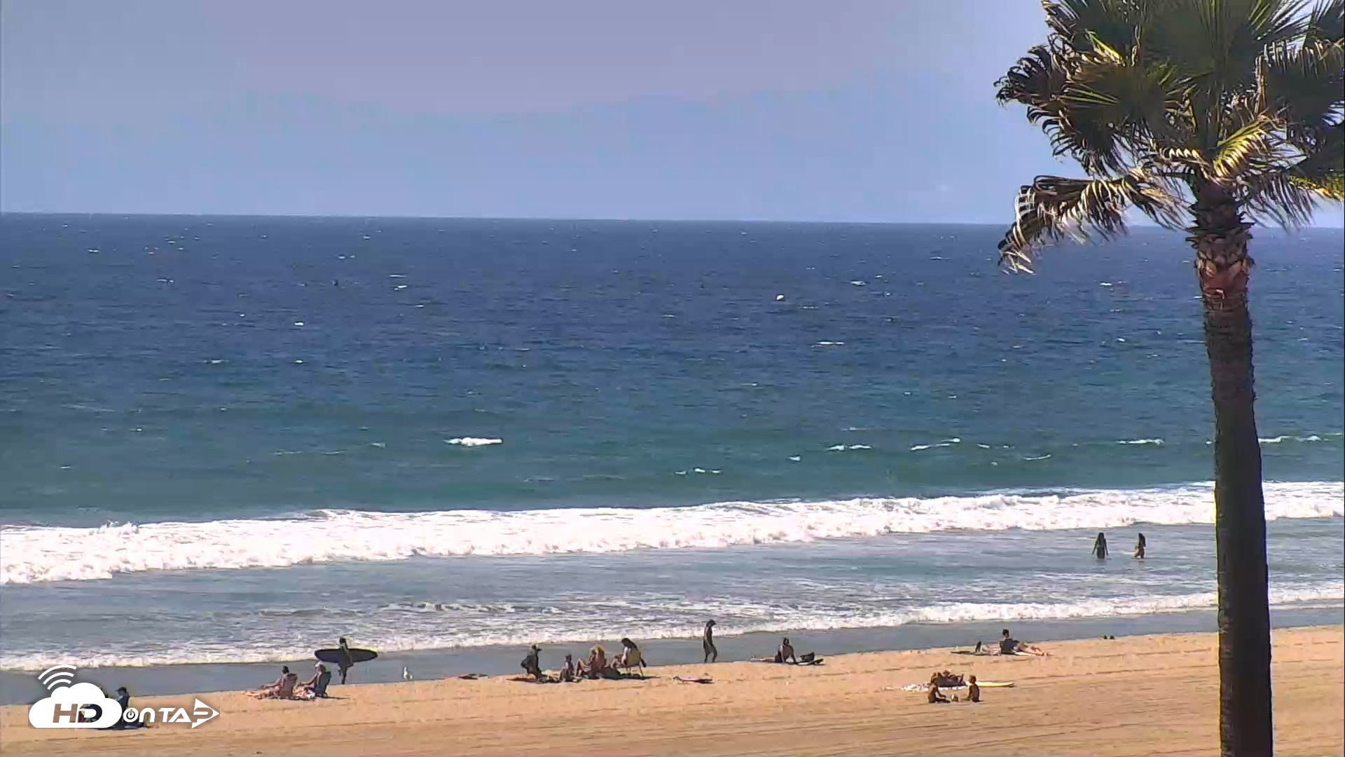 Snapshot of El Porto Beach Roving Live Cam taken Sep 22, 2026, 2:29pm PDT