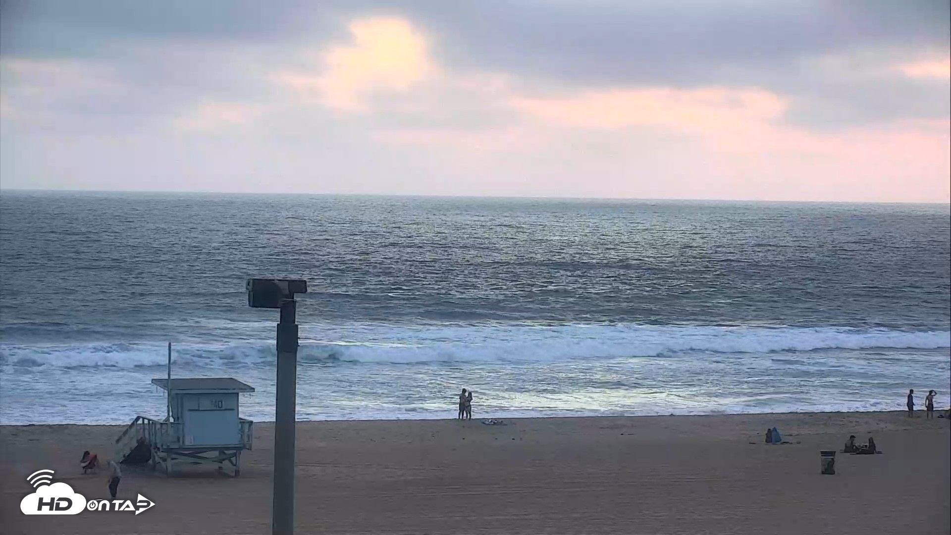 Snapshot of El Porto Beach Roving Live Cam taken Jul 29, 2026, 7:54pm PDT