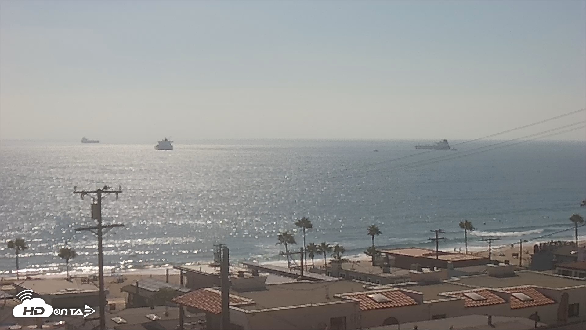 Snapshot of El Porto Beach Roving Live Cam taken Jul 10, 2026, 4:41pm PDT