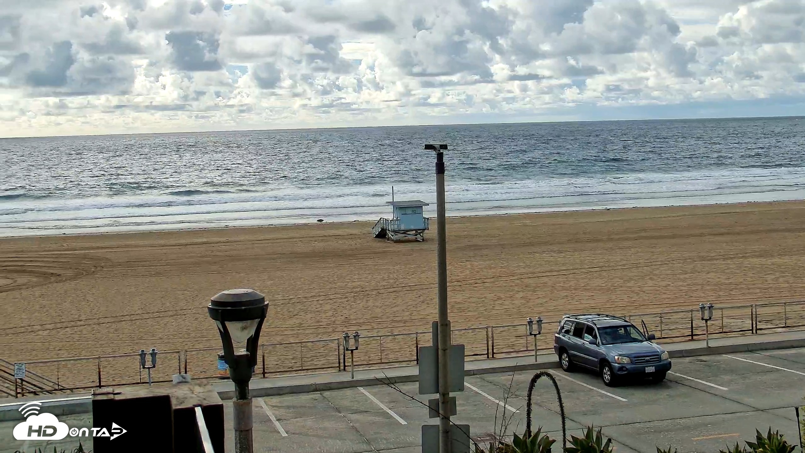 Snapshot of El Porto Beach Roving Live Cam taken Oct 22, 2026, 3:31pm PDT