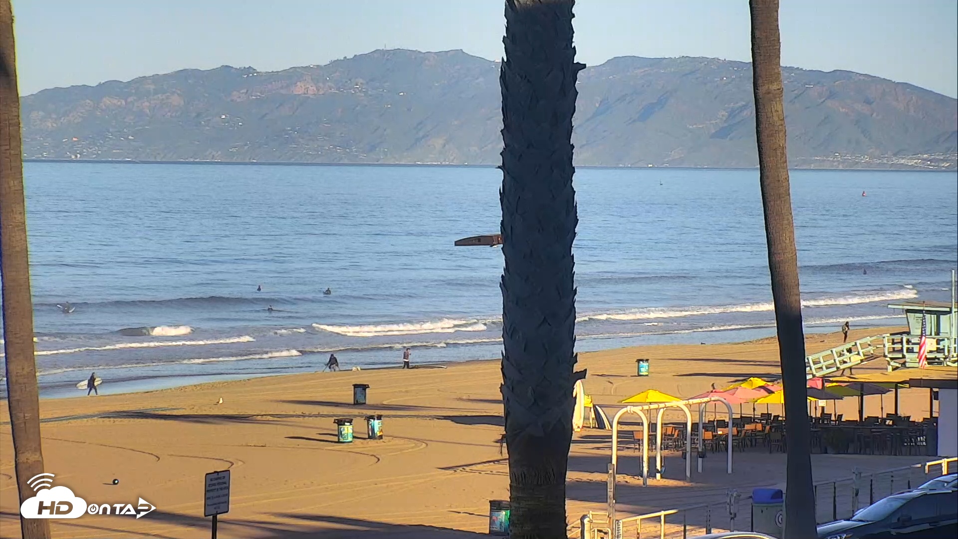 Snapshot of El Porto Beach Roving Live Cam taken Mar 8, 2026, 8:18am PDT