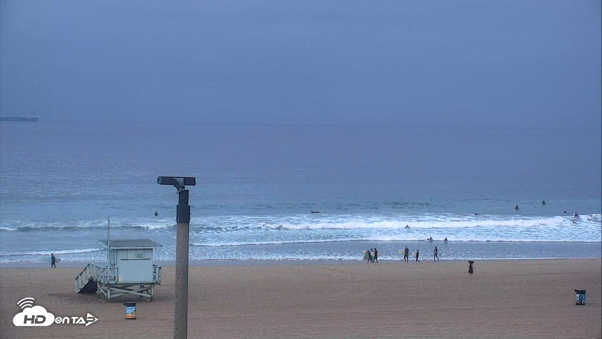 Snapshot of El Porto Beach Roving Live Cam taken Sep 25, 2026, 7:00am PDT