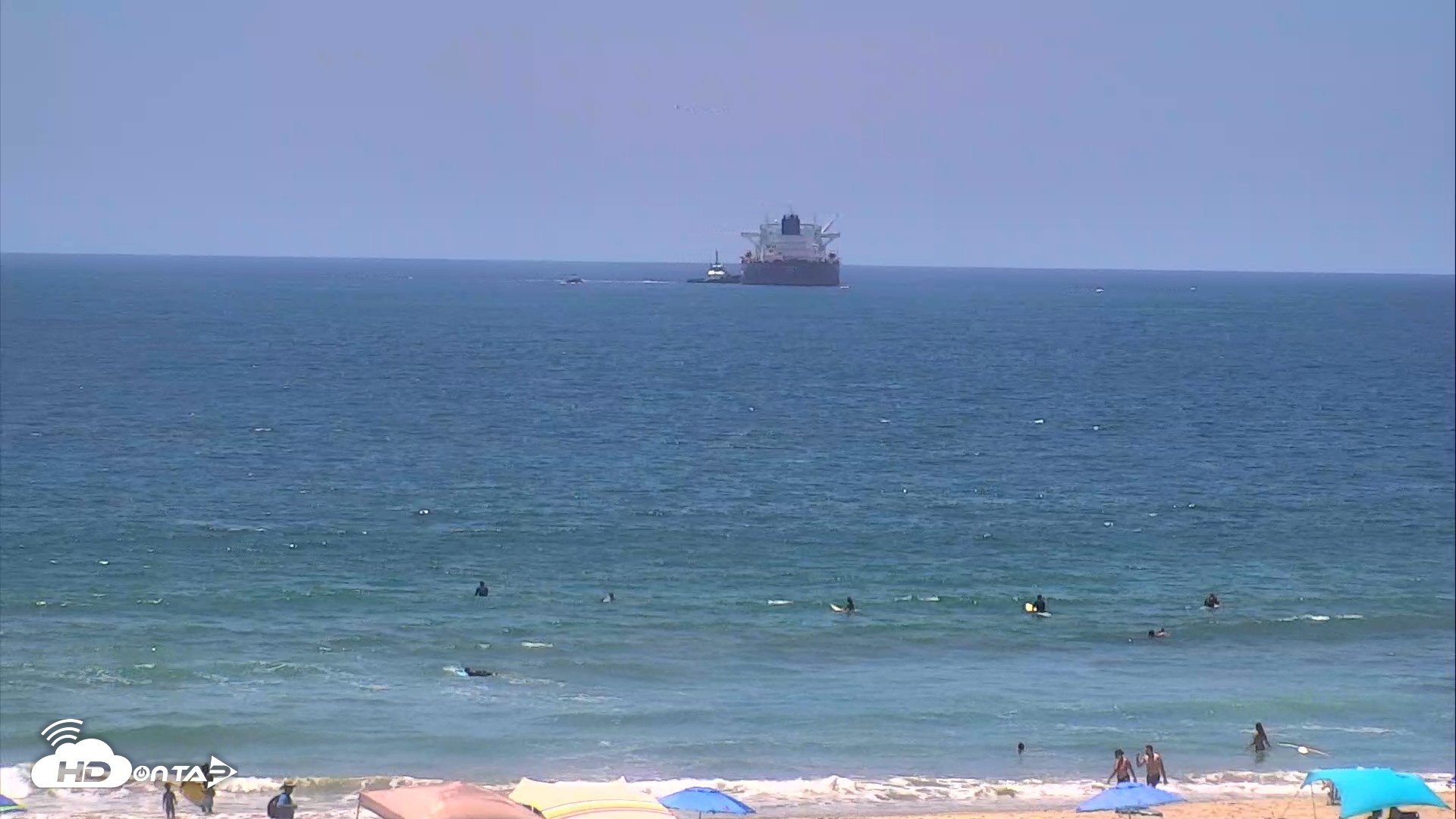 Snapshot of El Porto Beach Roving Live Cam taken Jul 3, 2026, 1:30pm PDT