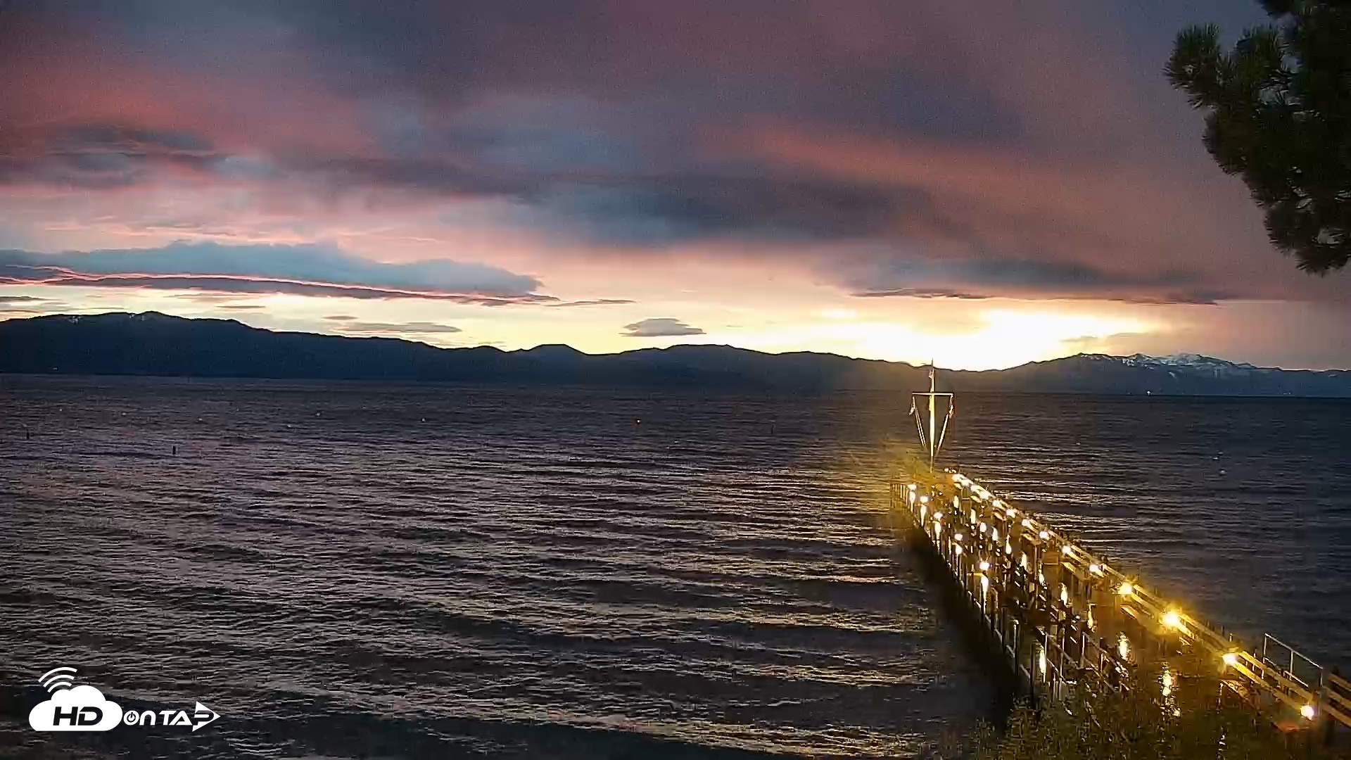 Snapshot of Garwoods Grill and Pier Live Cam taken Oct 25, 2025, 7:00am PDT