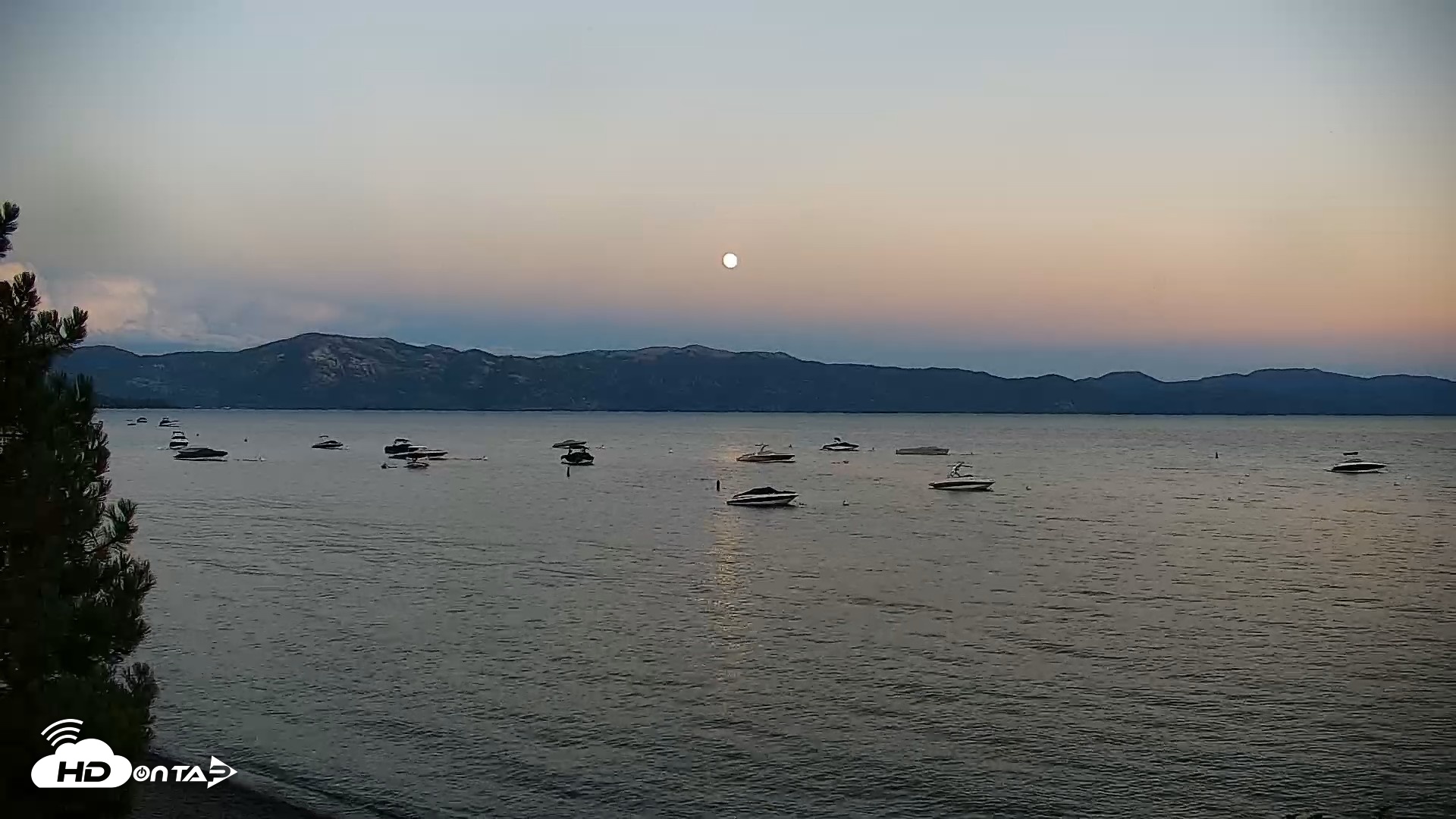 Snapshot of Garwoods Grill and Pier Live Cam taken Aug 26, 2026, 7:45pm PDT