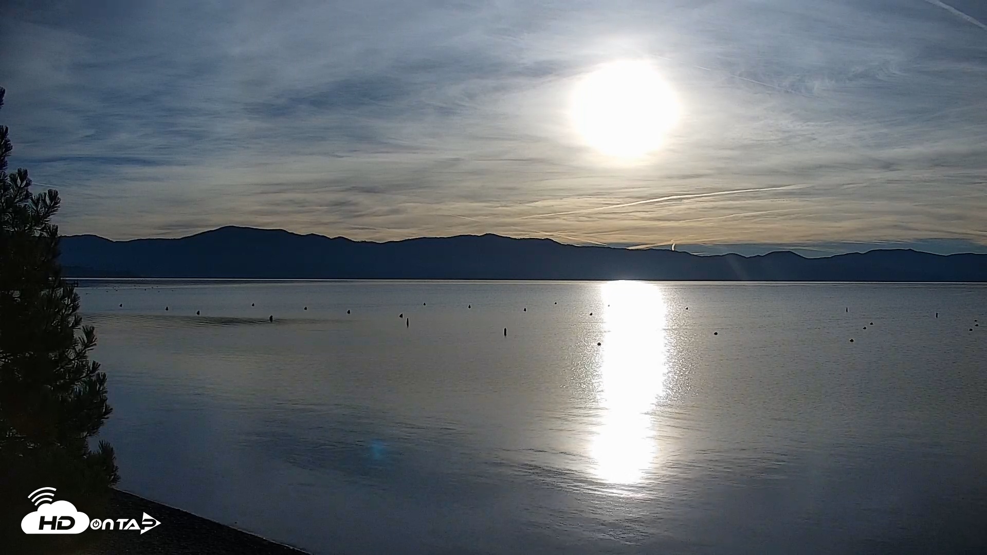 Snapshot of Garwoods Grill and Pier Live Cam taken Nov 10, 2025, 7:42am PST