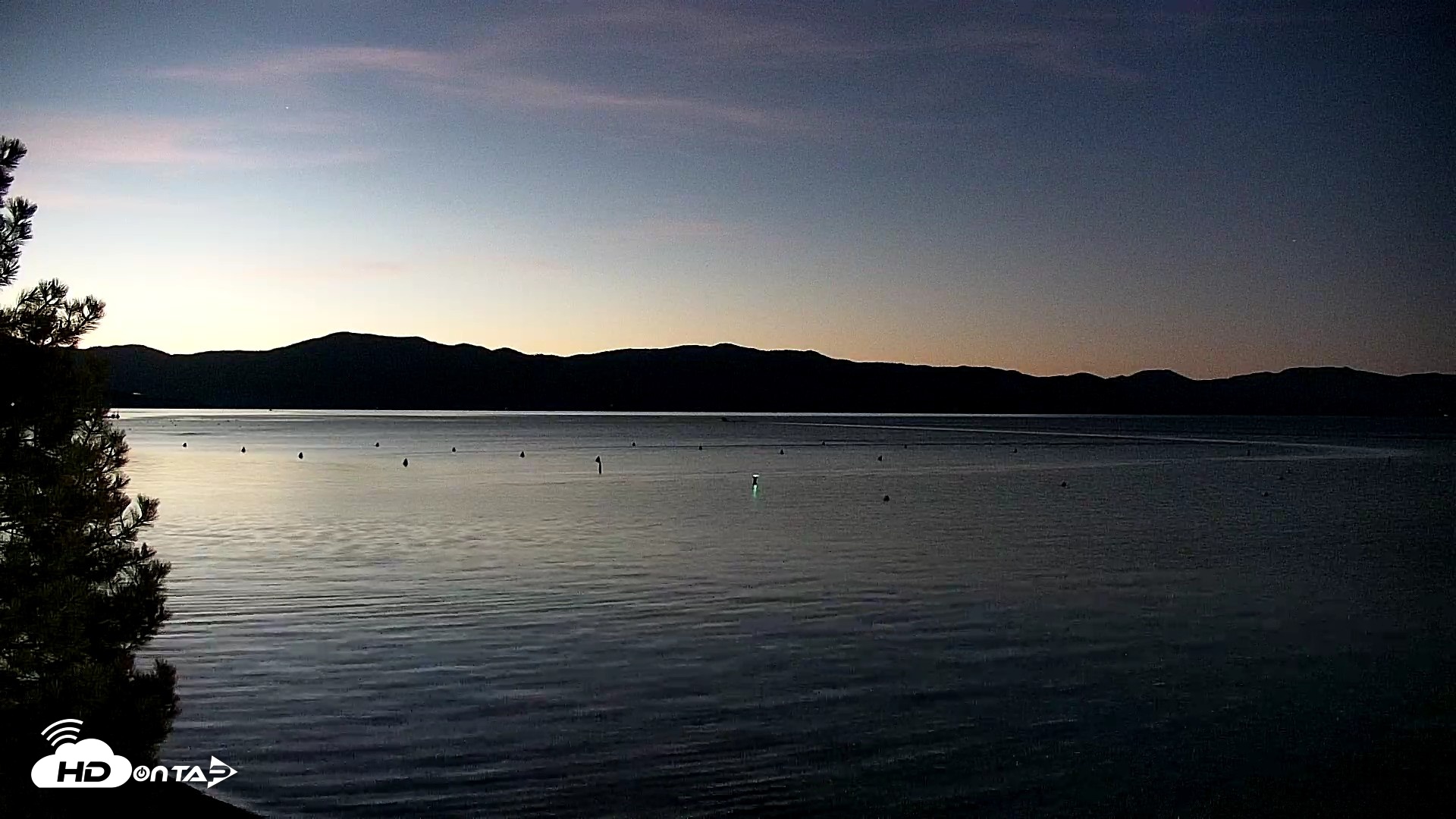 Snapshot of Garwoods Grill and Pier Live Cam taken May 15, 2026, 5:05am PDT