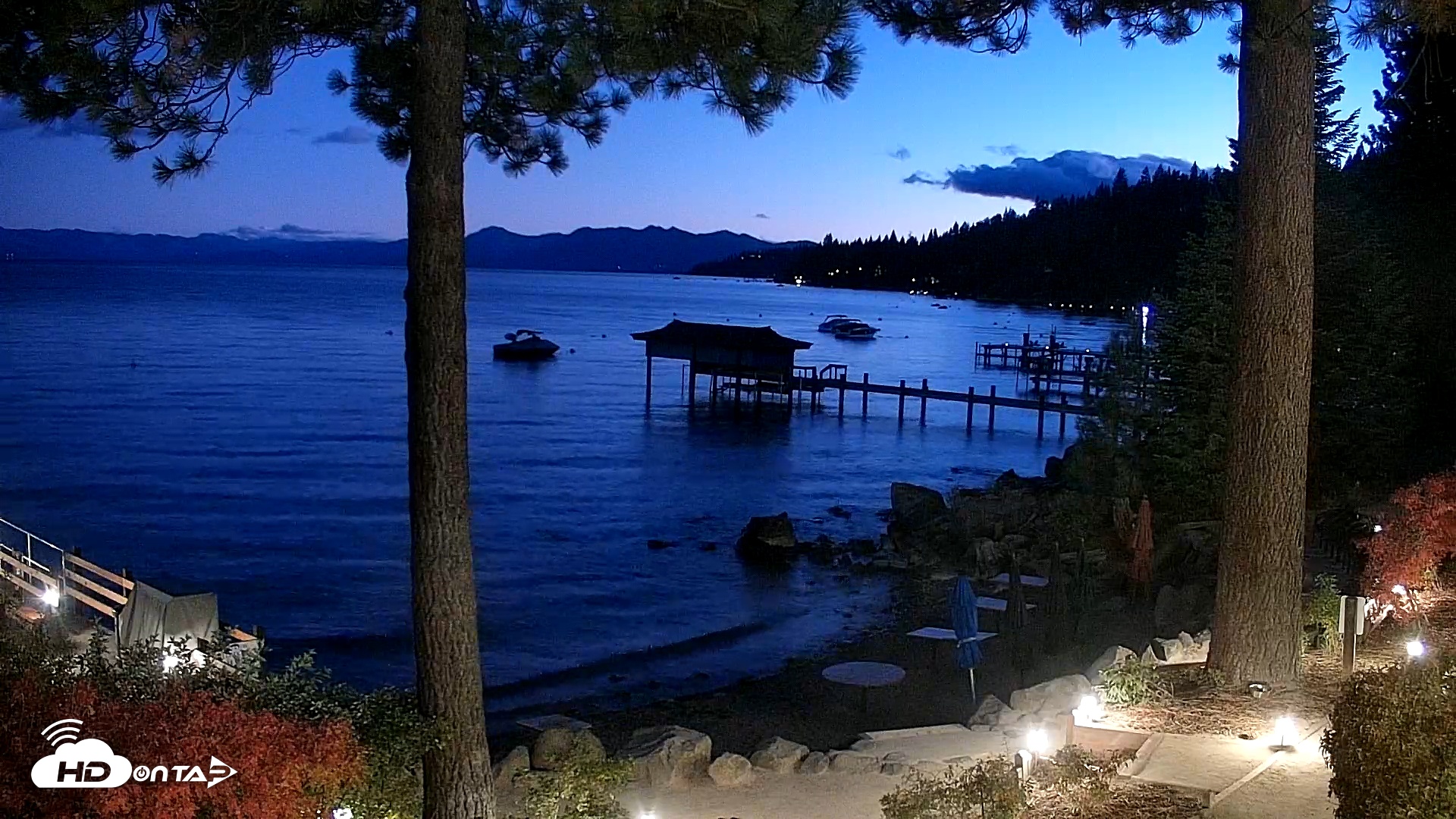 Snapshot of Garwoods Grill and Pier Live Cam taken Oct 11, 2025, 7:02pm PDT