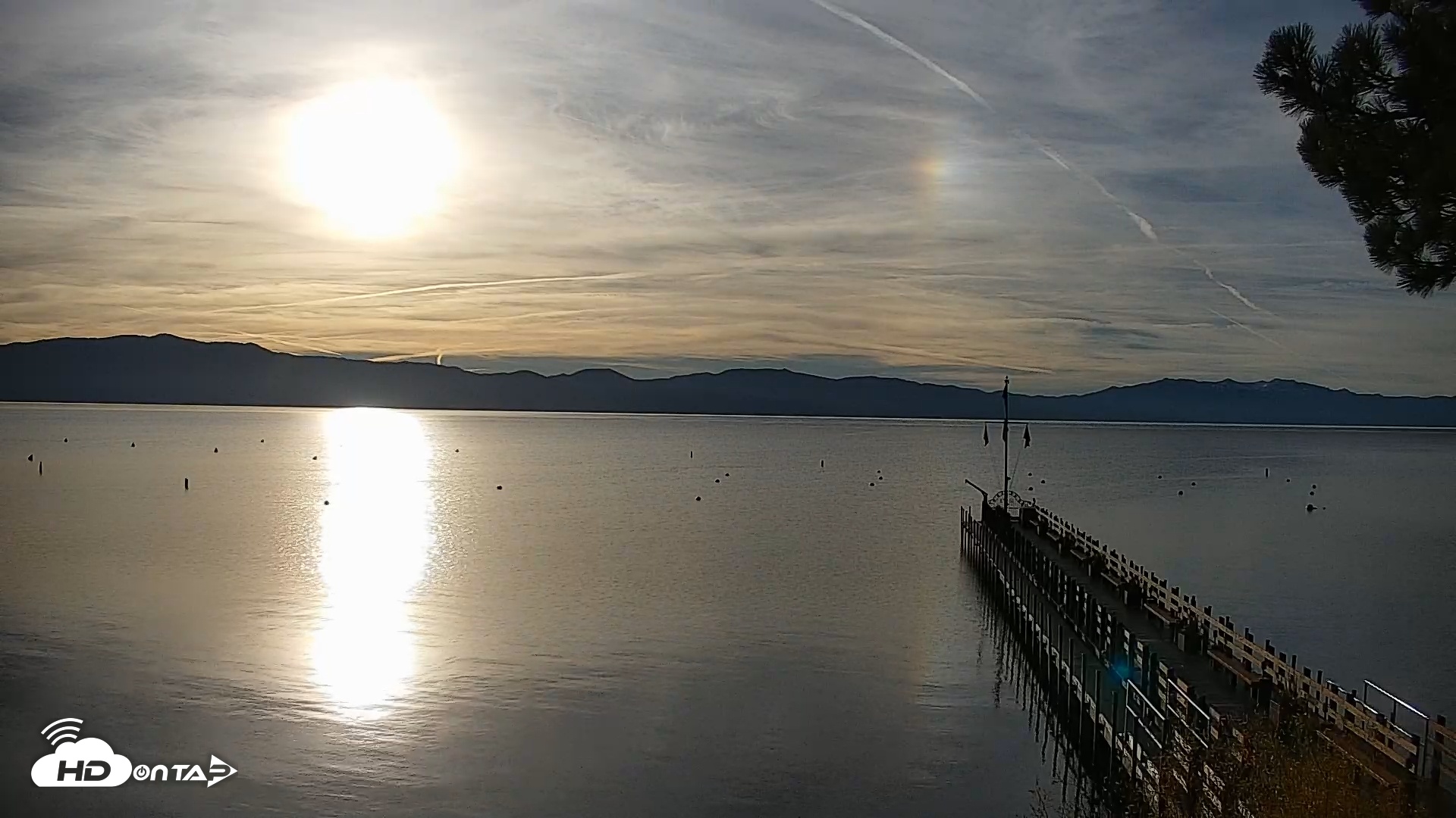 Snapshot of Garwoods Grill and Pier Live Cam taken Nov 10, 2025, 7:42am PST