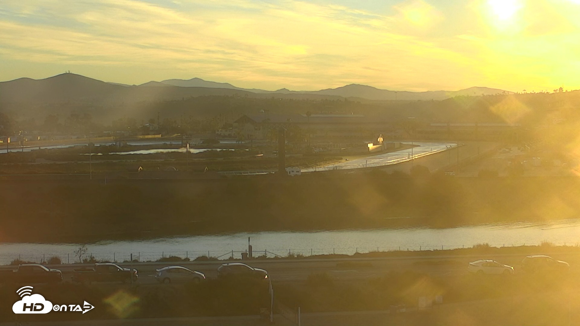 Snapshot of Del Mar's Dog Beach - River Mouth Live Webcam taken Jan 17, 2026, 7:06am PST