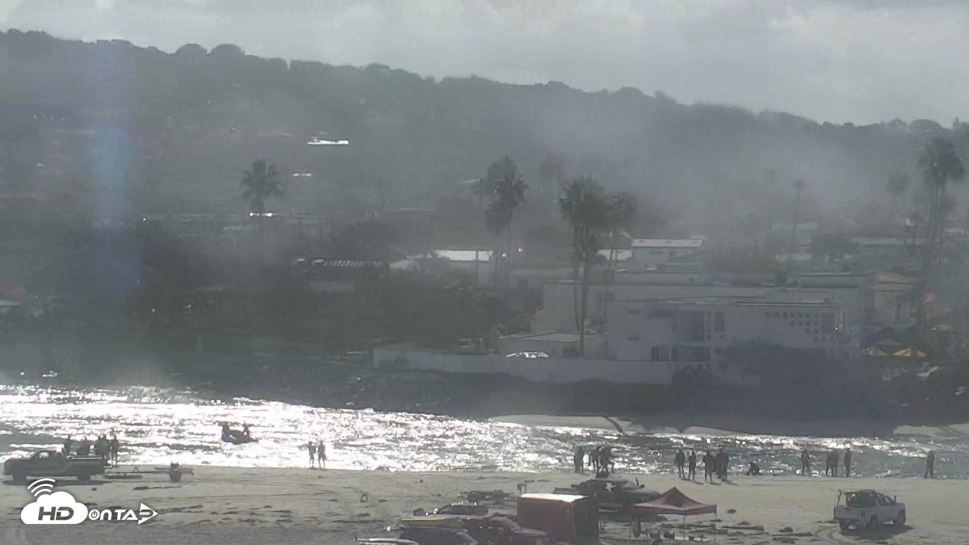 Snapshot of Del Mar's Dog Beach - River Mouth Live Webcam taken Dec 3, 2025, 9:47am PST
