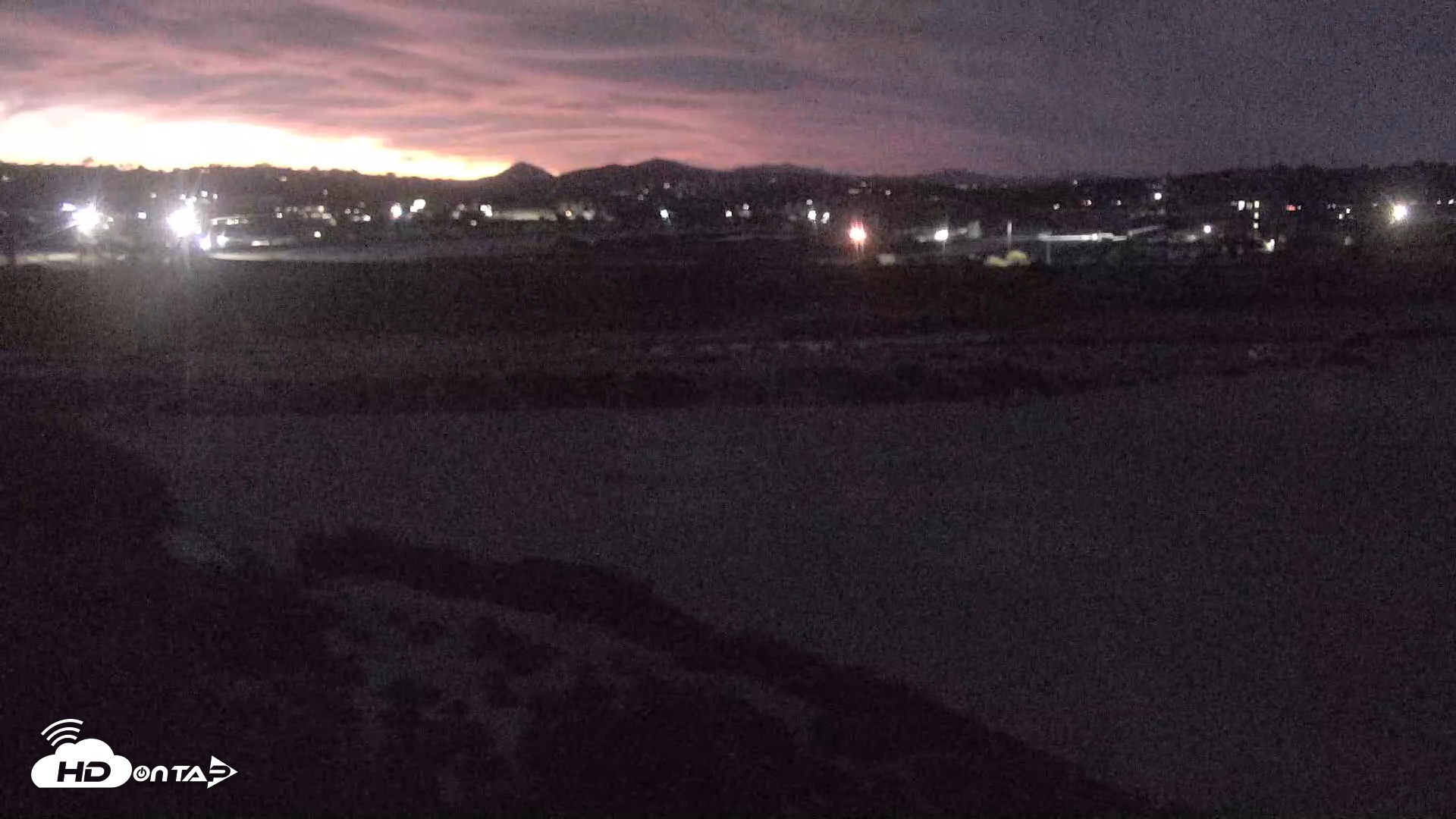 Snapshot of Del Mar's Dog Beach - River Mouth Live Webcam taken Feb 5, 2026, 6:13am PST