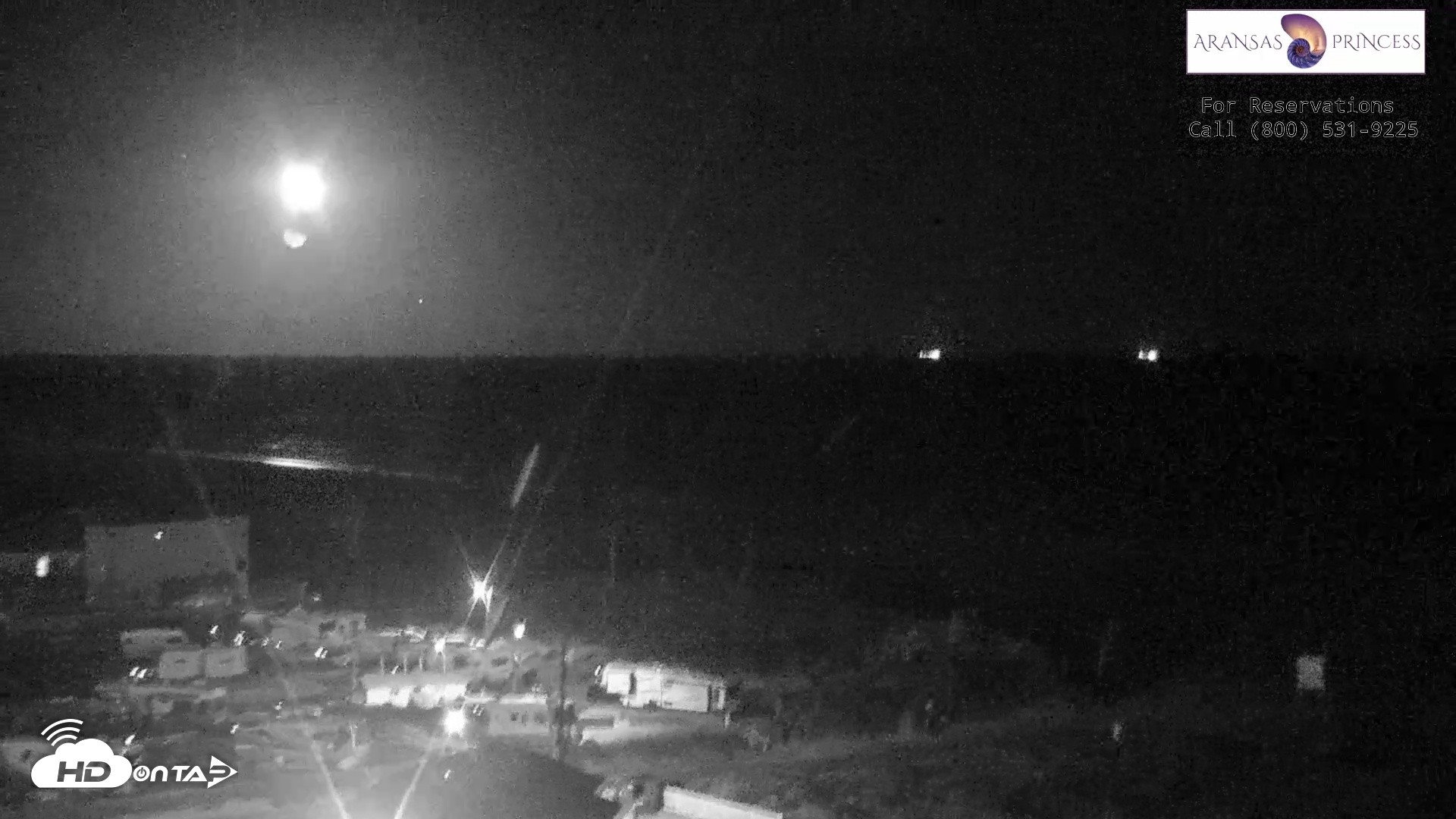 Snapshot of Aransas Princess - Port Aransas Beach Live Webcam taken Nov 9, 2025, 10:16pm CST