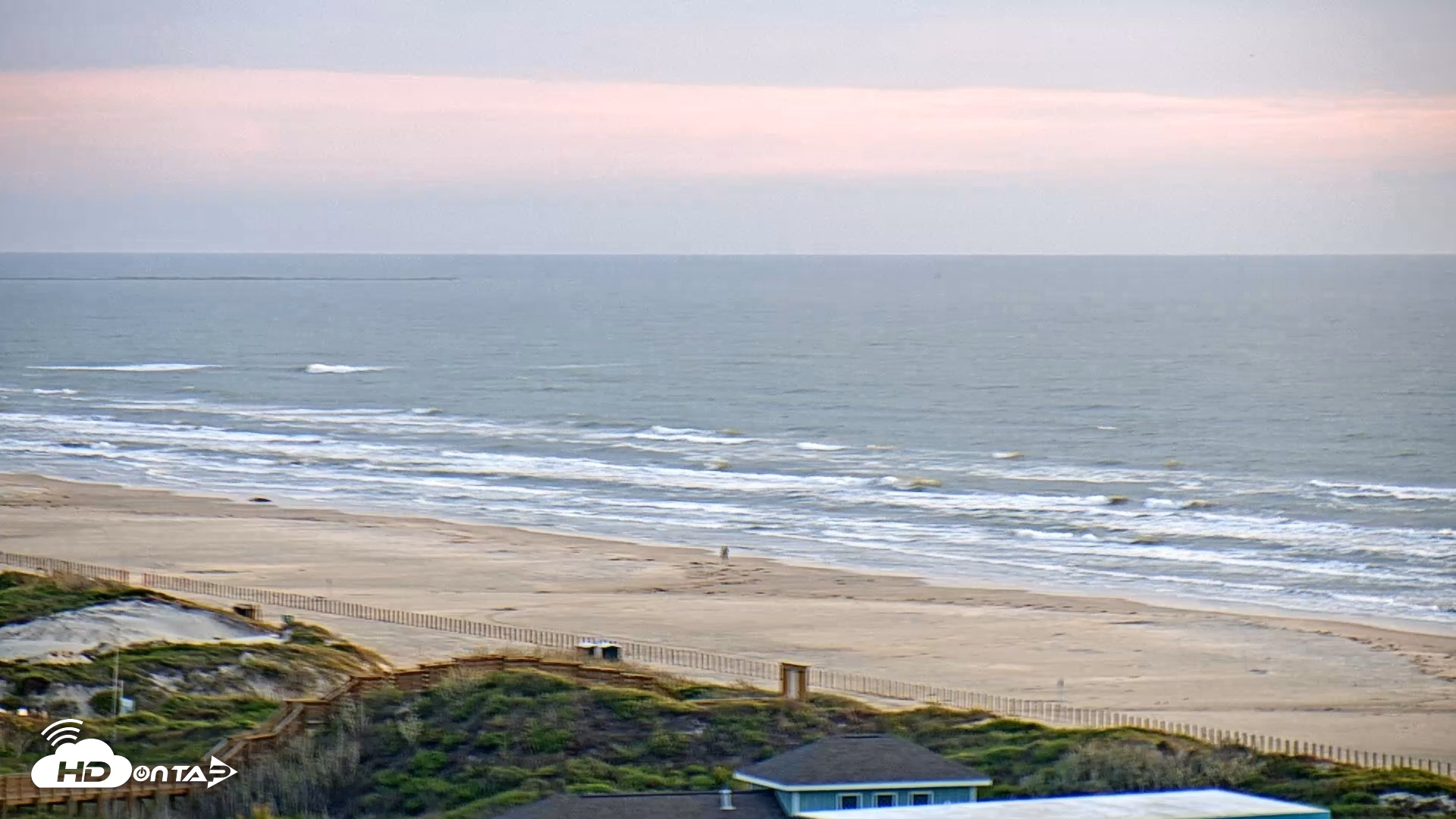 Snapshot of Aransas Princess - Port Aransas Beach Live Webcam taken Oct 19, 2026, 8:02am CDT