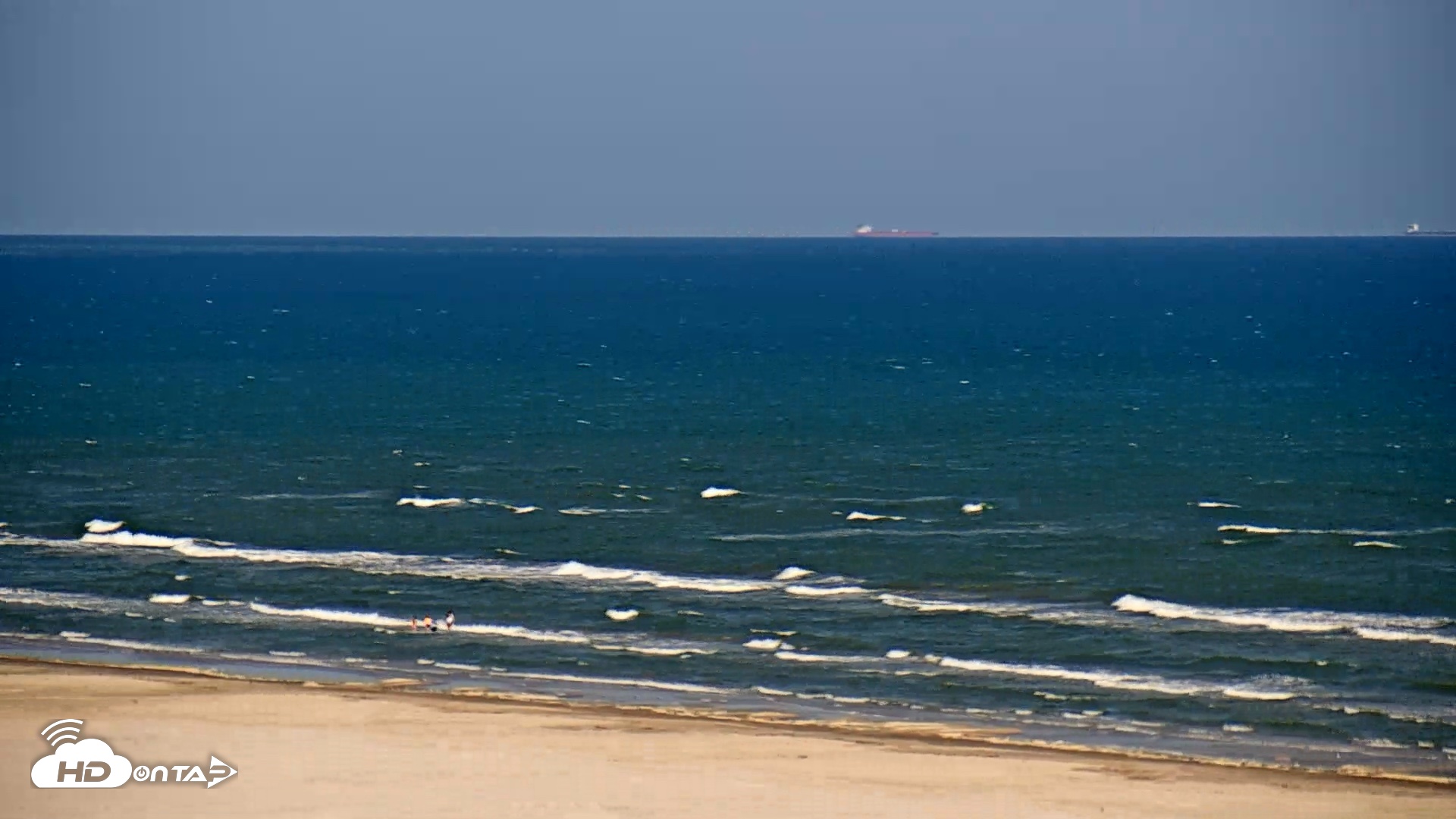 Snapshot of Aransas Princess - Port Aransas Beach Live Webcam taken Sep 3, 2026, 4:45pm CDT