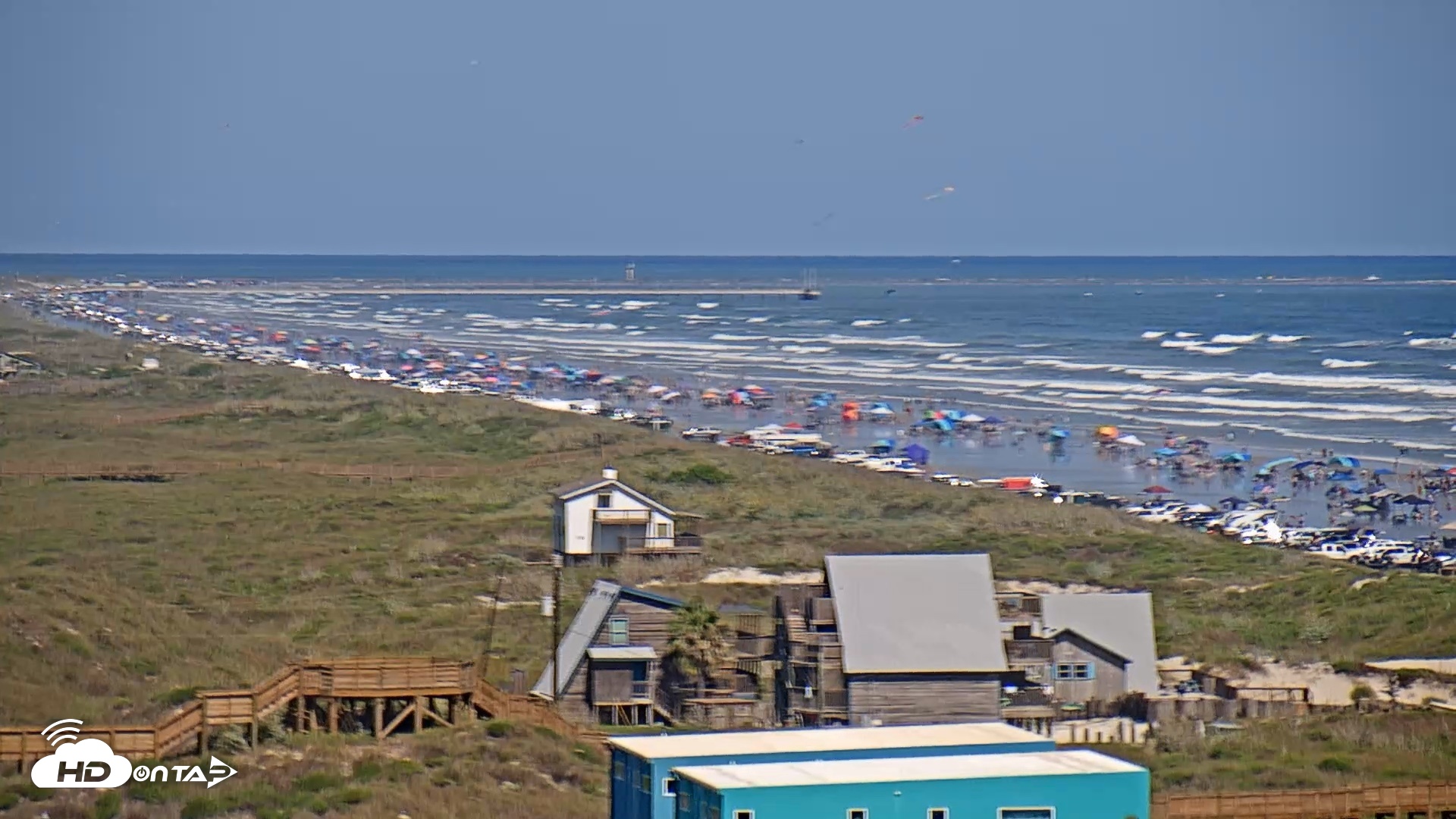 Snapshot of Aransas Princess - Port Aransas Beach Live Webcam taken Oct 10, 2026, 2:36pm CDT