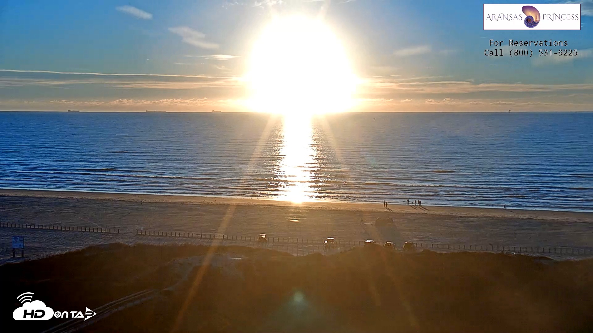 Snapshot of Aransas Princess - Port Aransas Beach Live Webcam taken Feb 16, 2026, 7:20am CST