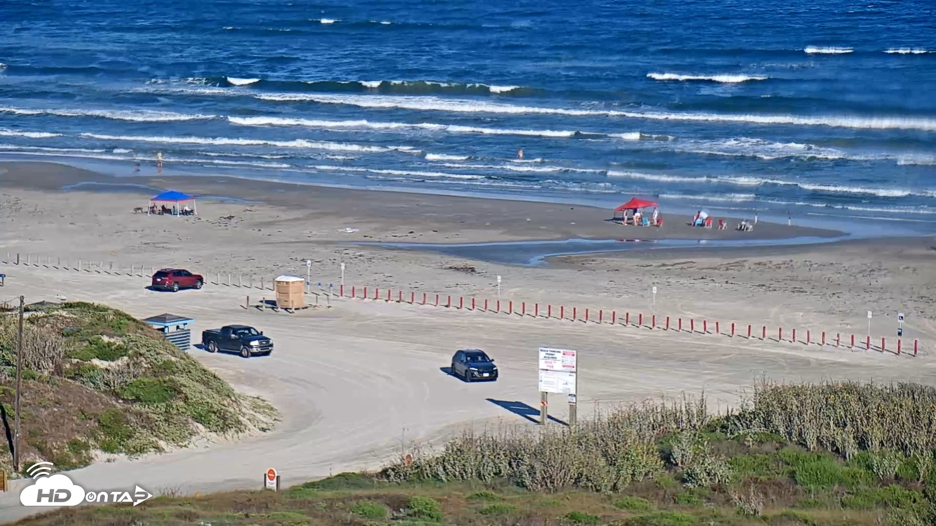 Snapshot of Aransas Princess - Port Aransas Beach Live Webcam taken Oct 8, 2026, 5:13pm CDT