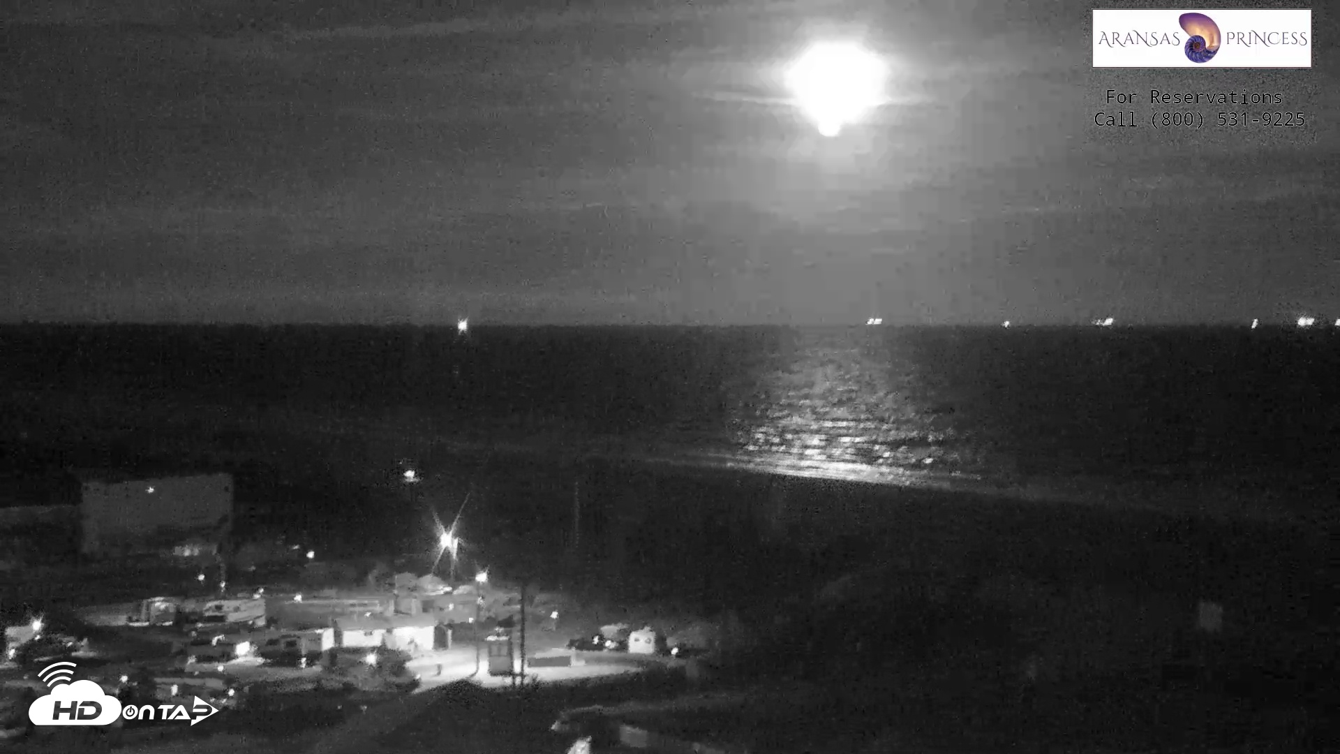 Snapshot of Aransas Princess - Port Aransas Beach Live Webcam taken Oct 7, 2025, 8:03pm CDT