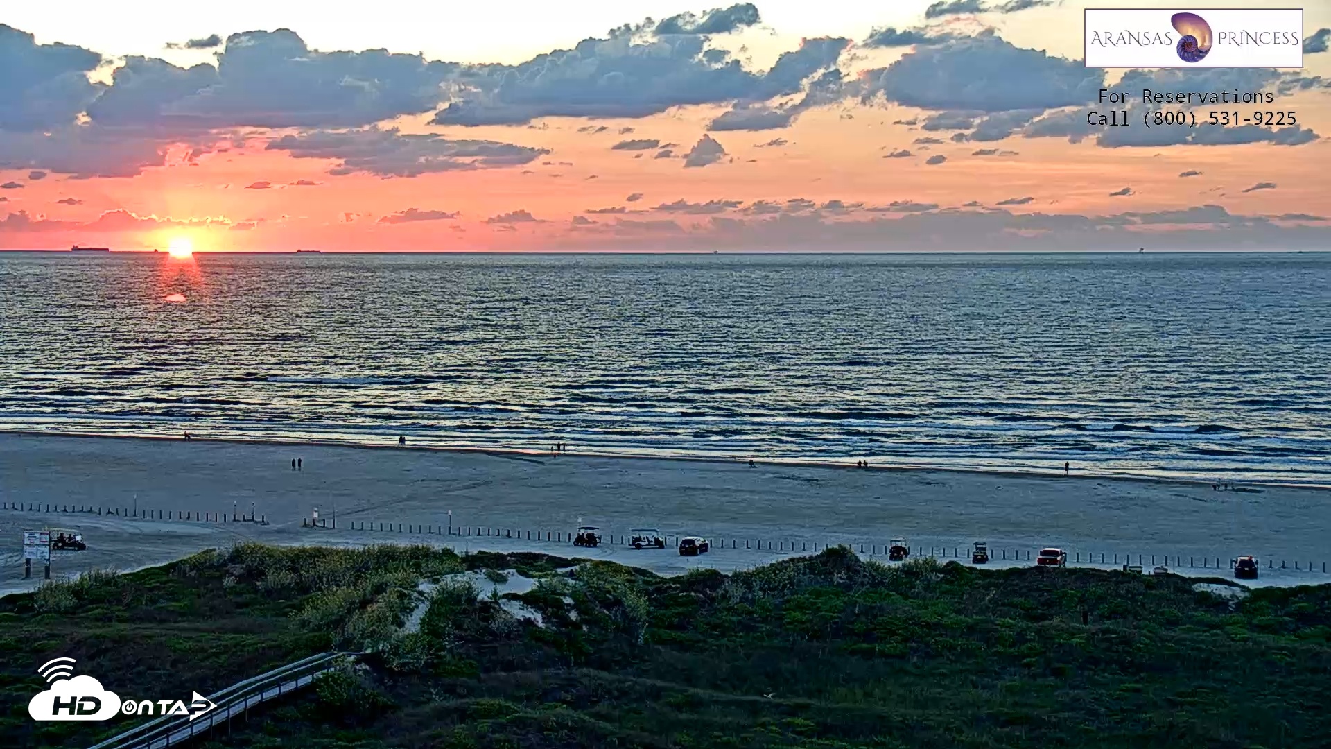 Snapshot of Aransas Princess - Port Aransas Beach Live Webcam taken Sep 28, 2025, 7:21am CDT