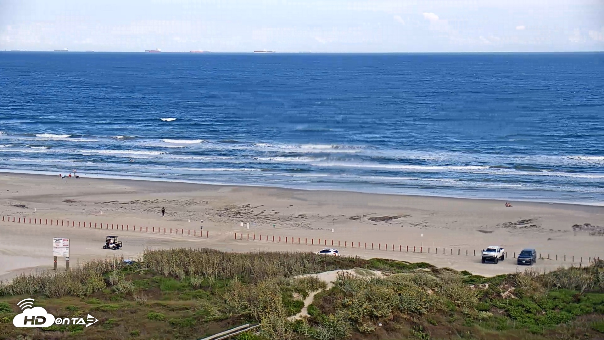 Snapshot of Aransas Princess - Port Aransas Beach Live Webcam taken Oct 6, 2026, 5:15pm CDT