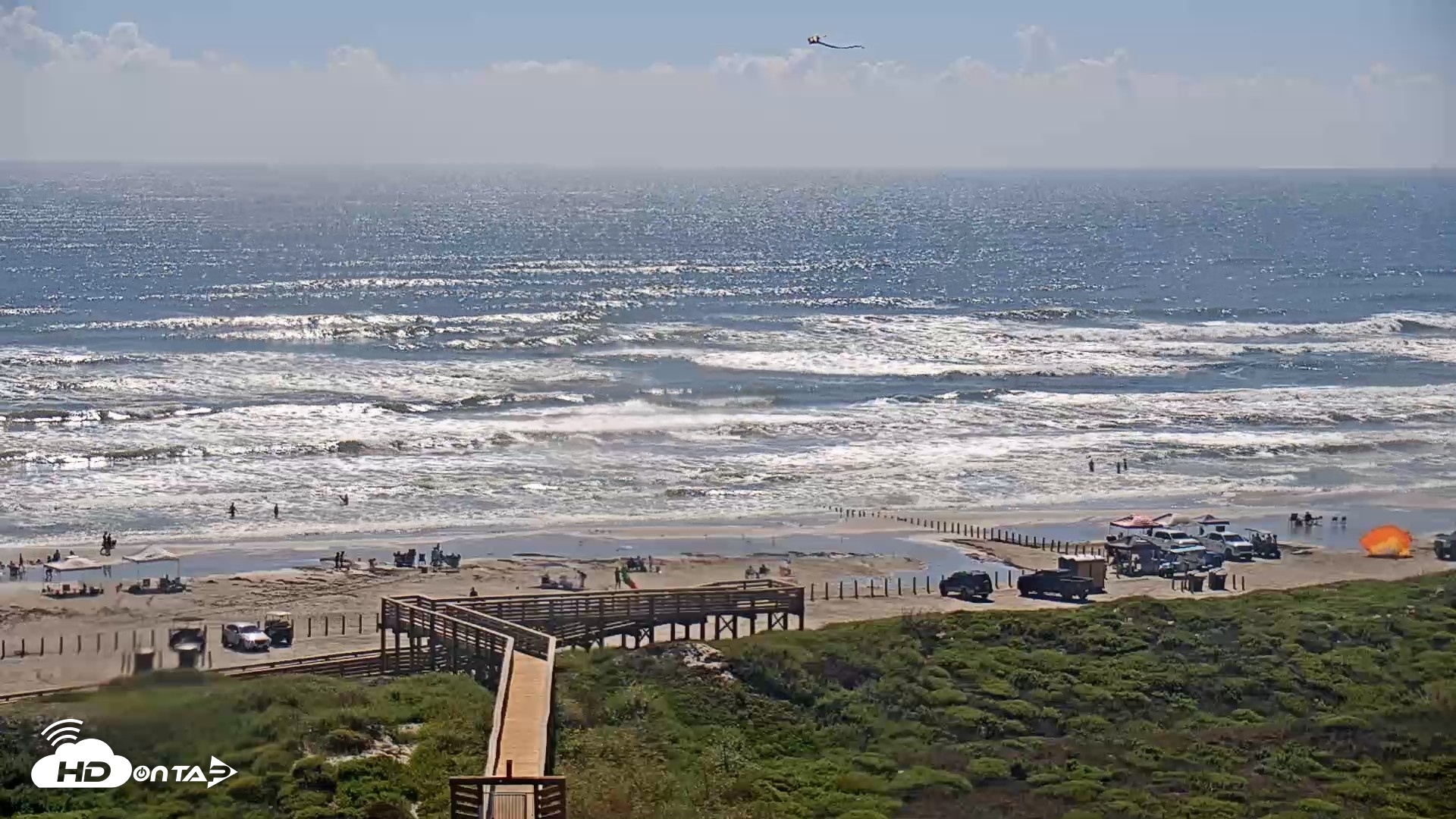 Snapshot of Aransas Princess - Port Aransas Beach Live Webcam taken Oct 9, 2026, 11:52am CDT
