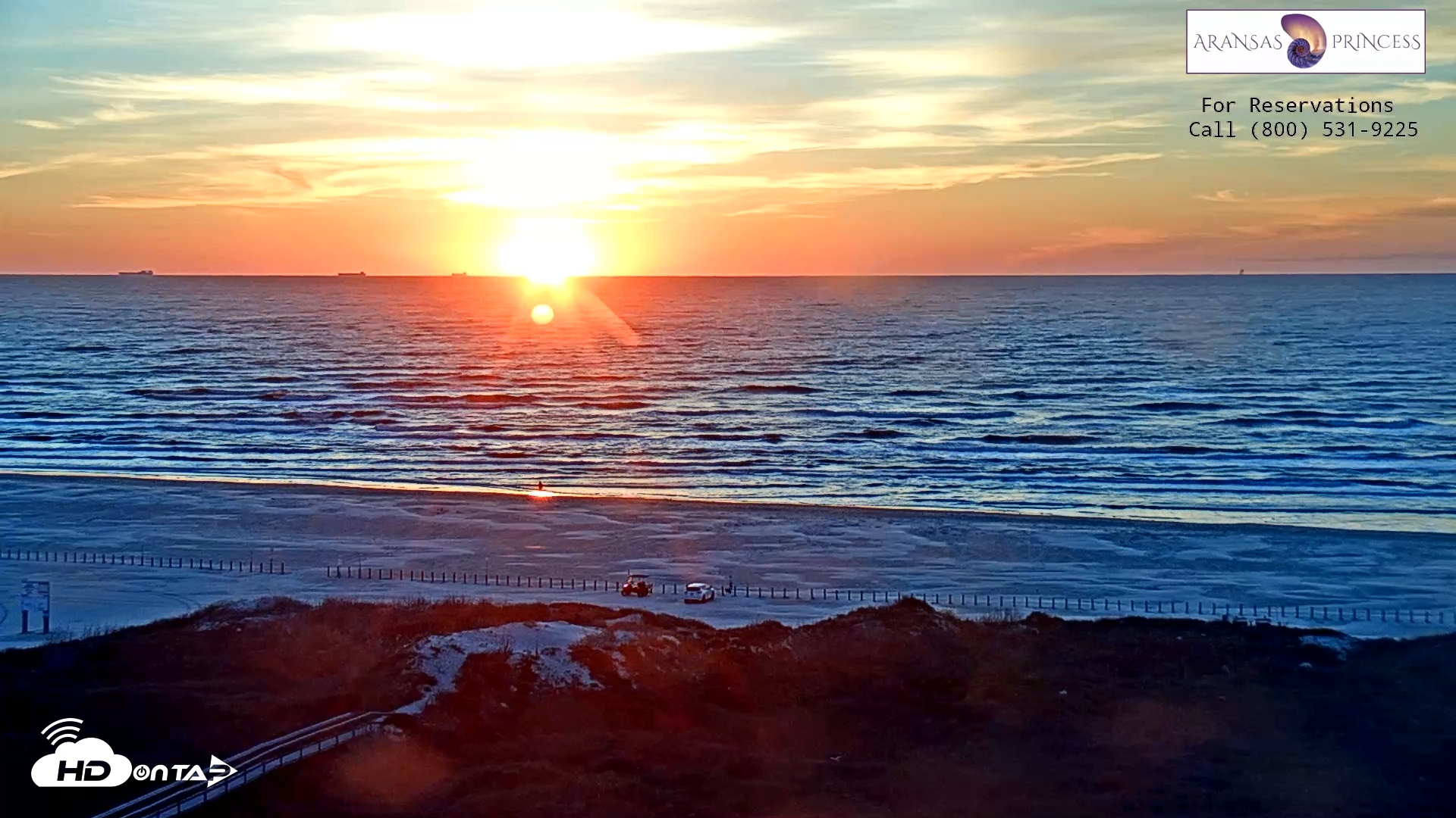 Snapshot of Aransas Princess - Port Aransas Beach Live Webcam taken Feb 23, 2026, 7:01am CST