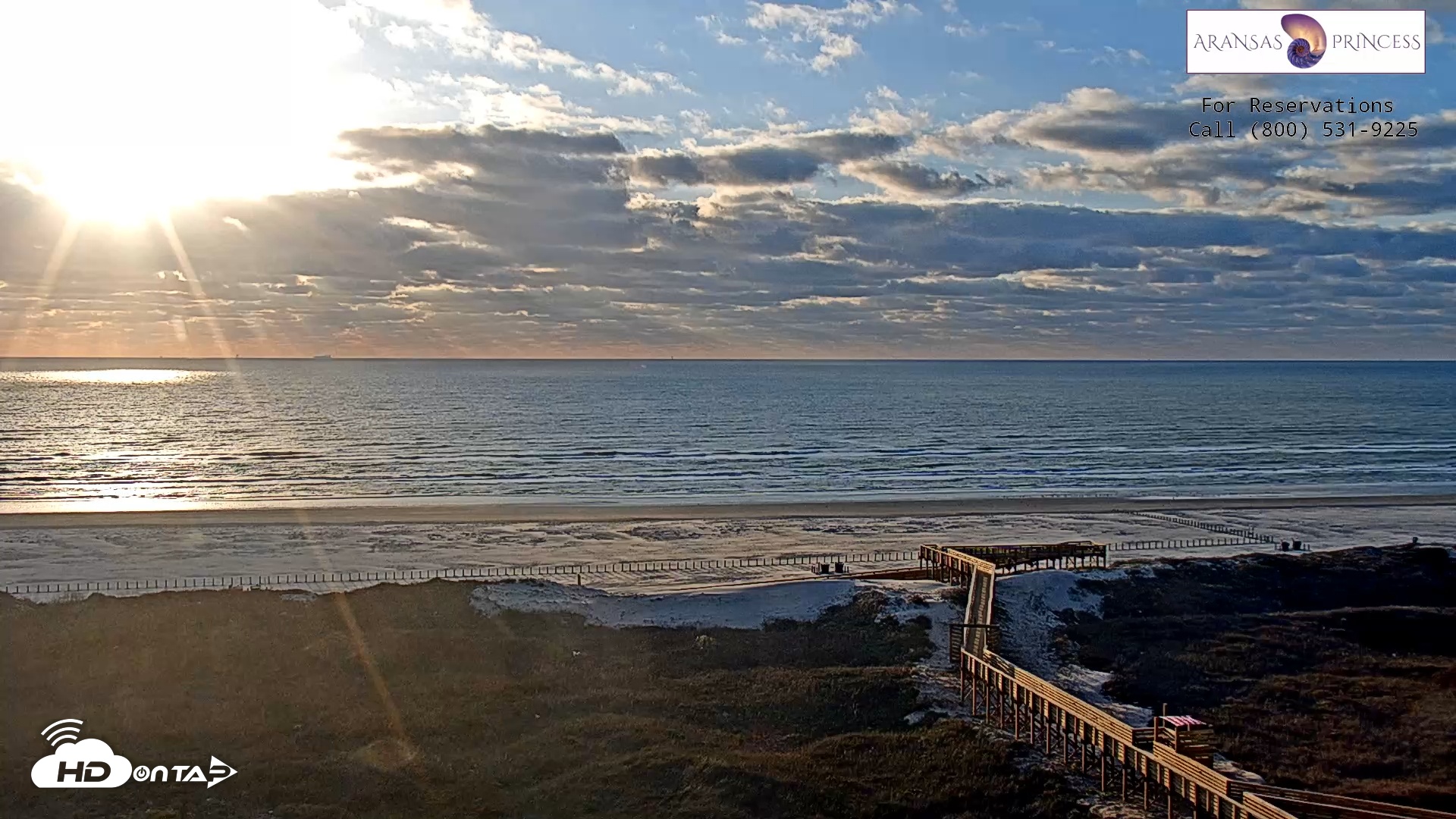 Snapshot of Aransas Princess - Port Aransas Beach Live Webcam taken Feb 1, 2026, 7:58am CST