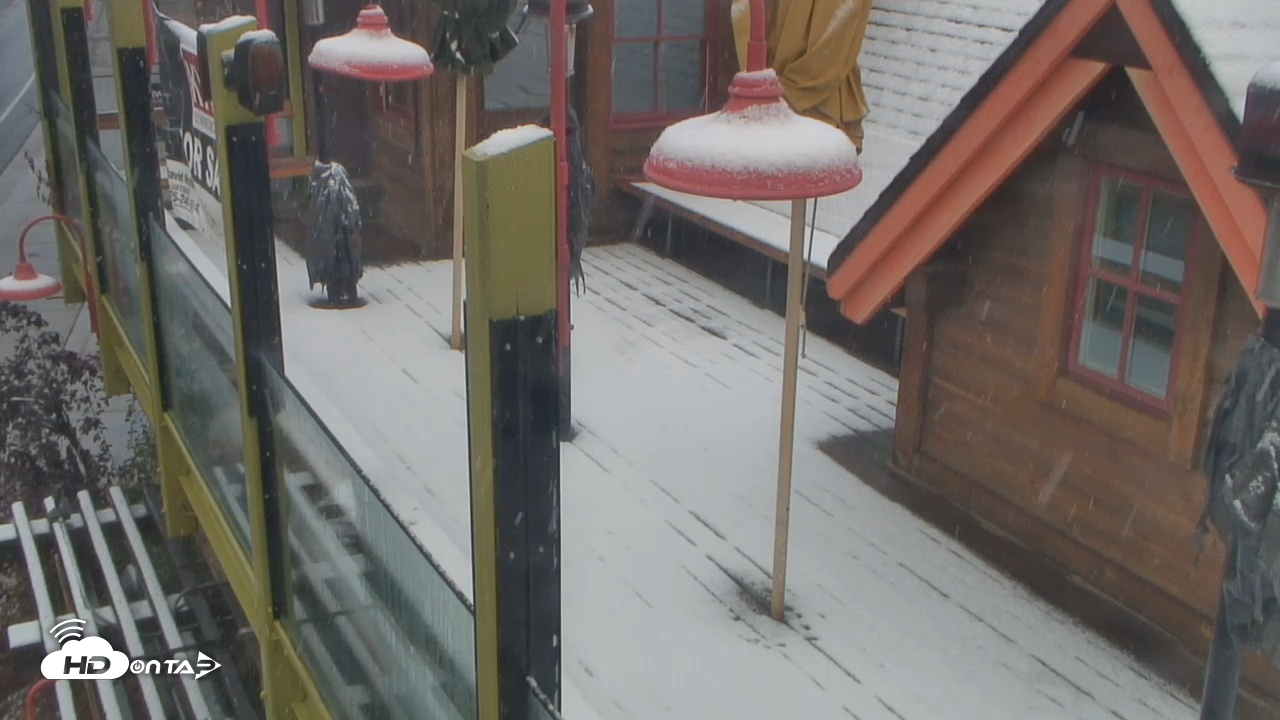 Snapshot of Kings Beach Caliente Restaurant Live Webcam taken Oct 15, 2025, 8:01am PDT