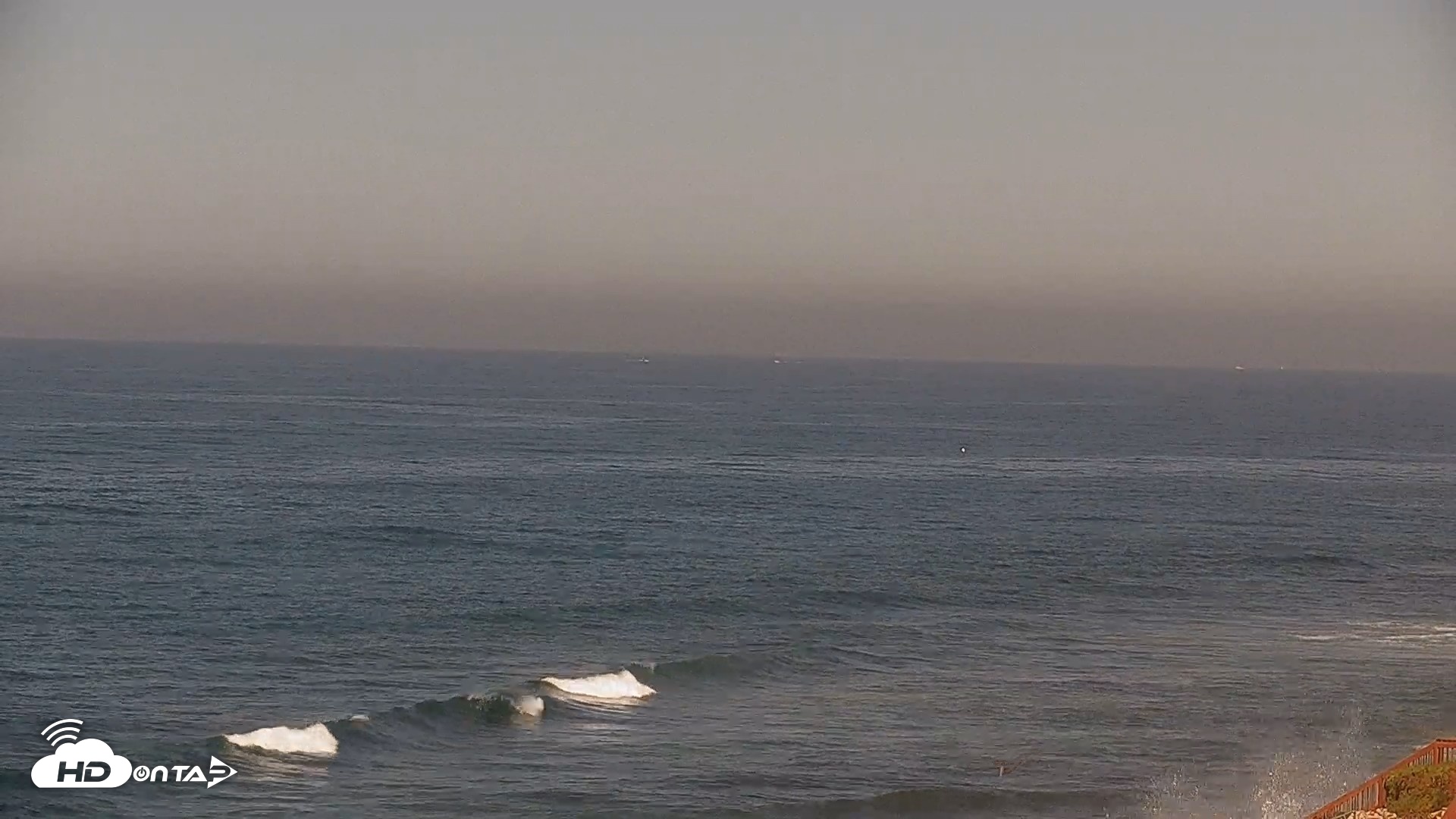Snapshot of Terramar Point Surf Live Webcam taken Oct 2, 2026, 10:33am PDT