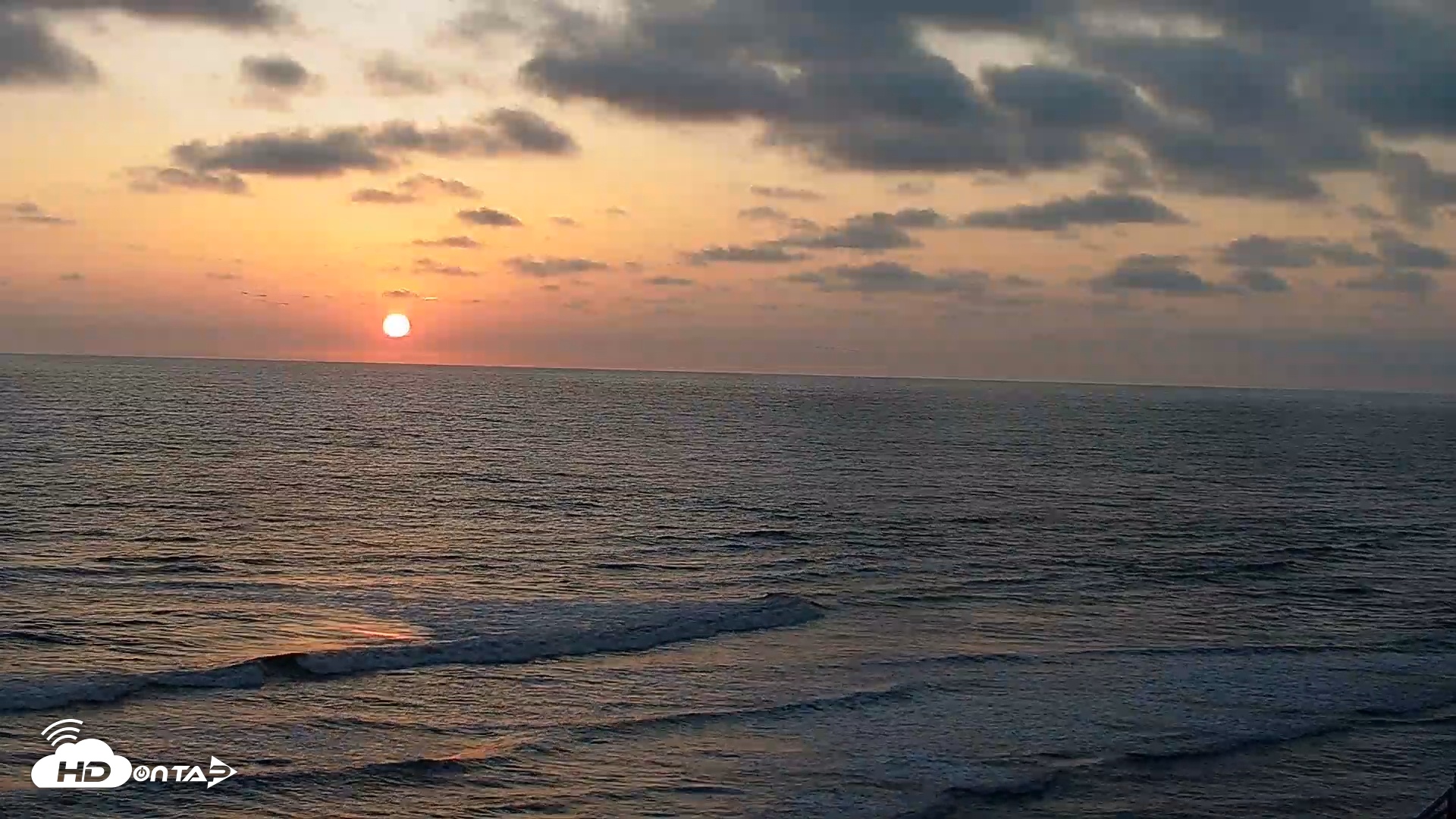 Snapshot of Terramar Point Surf Live Webcam taken May 2, 2025, 7:28pm PDT