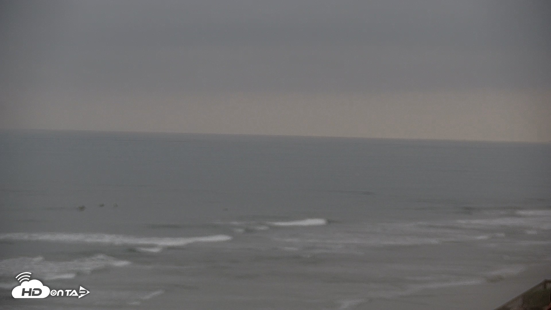 Snapshot of Terramar Point Surf Live Webcam taken Aug 17, 2026, 6:17am PDT