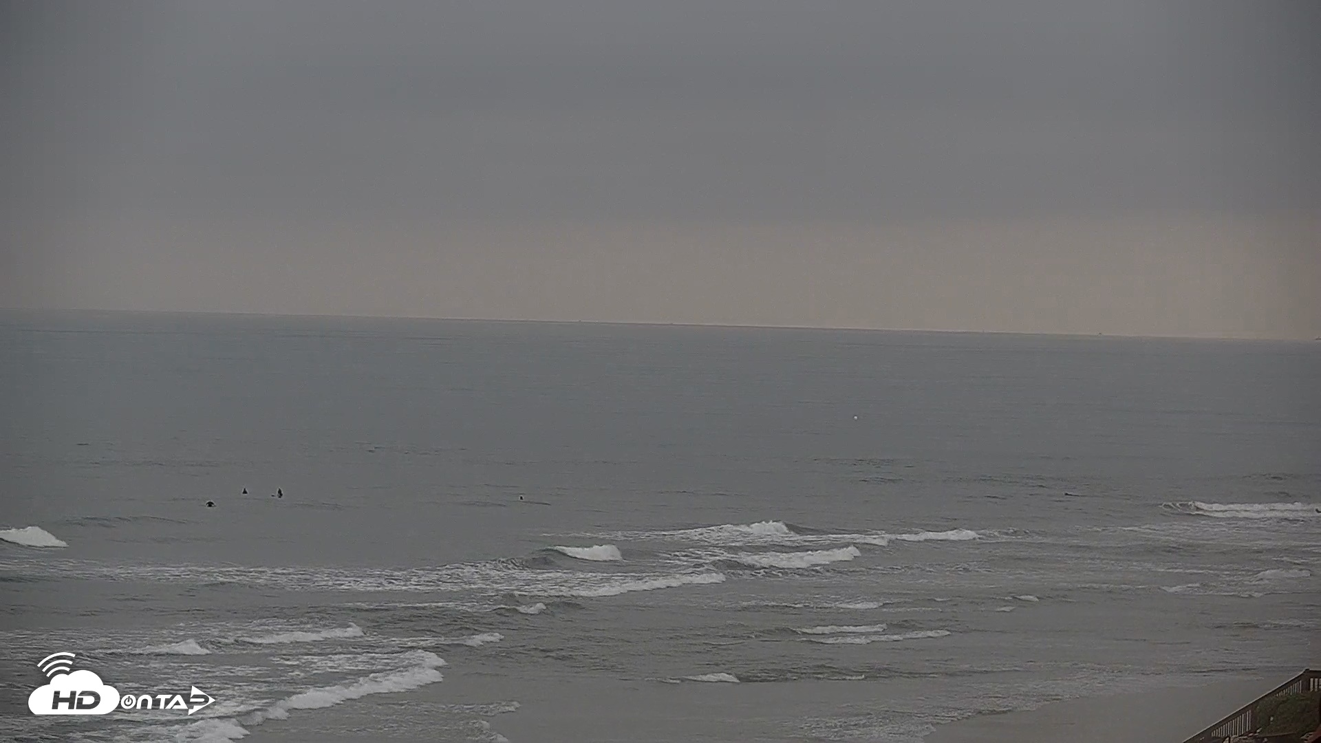 Snapshot of Terramar Point Surf Live Webcam taken Aug 17, 2026, 6:17am PDT