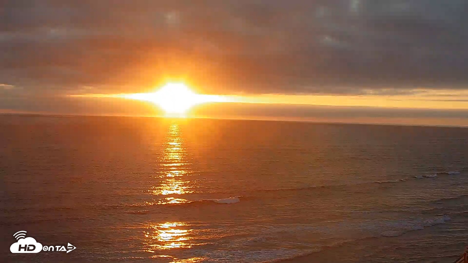 Snapshot of Terramar Point Surf Live Webcam taken Jul 27, 2025, 7:43pm PDT