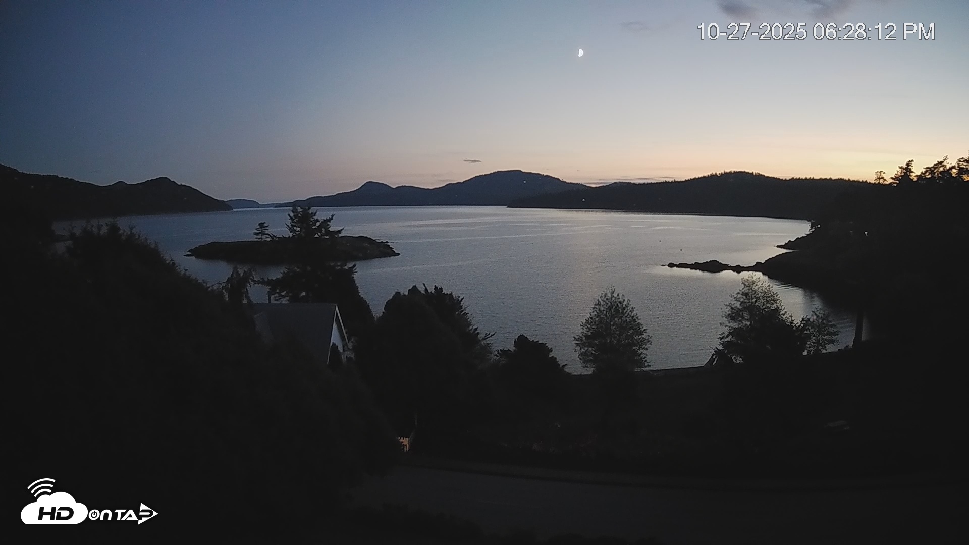 Snapshot of The Landmark On Orcas Island Live Webcam taken Oct 27, 2025, 6:28pm PDT