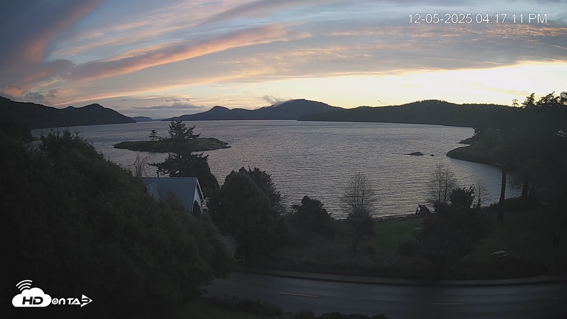 Snapshot of The Landmark On Orcas Island Live Webcam taken Dec 5, 2025, 4:17pm PST