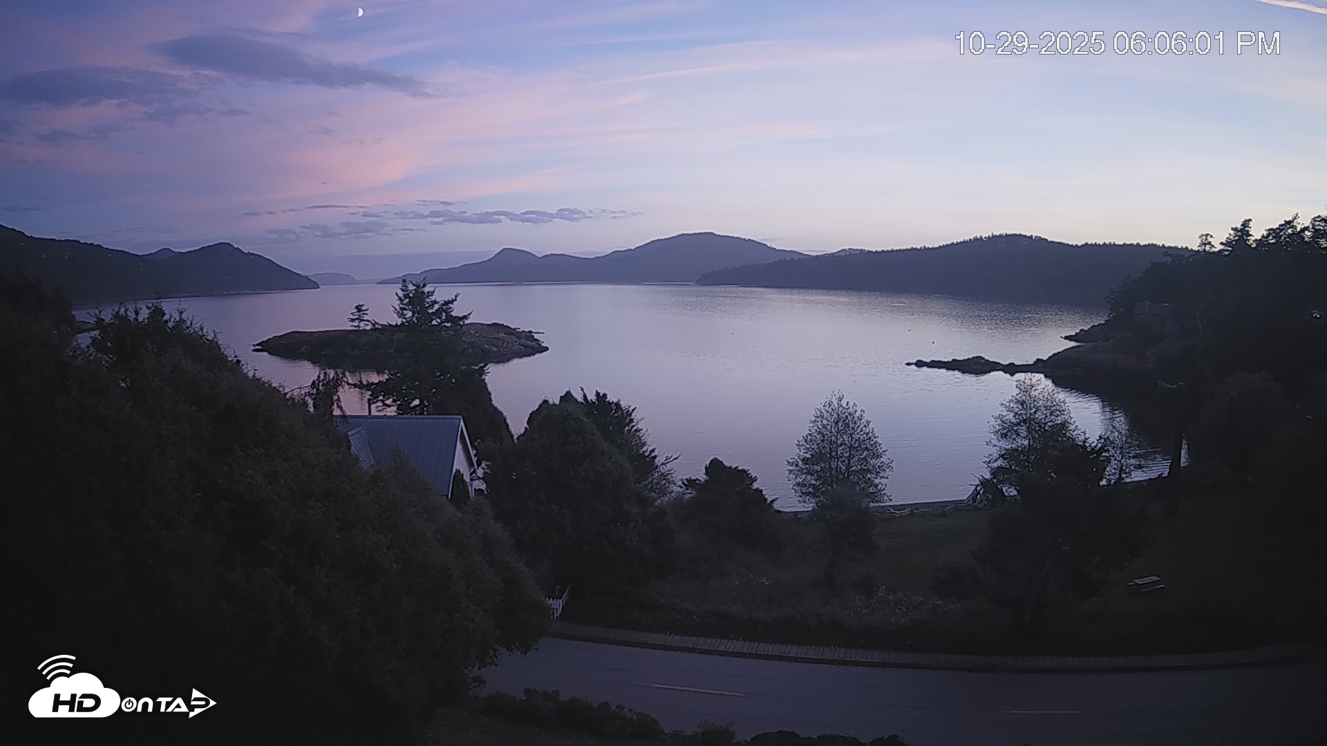 Snapshot of The Landmark On Orcas Island Live Webcam taken Oct 29, 2025, 6:06pm PDT