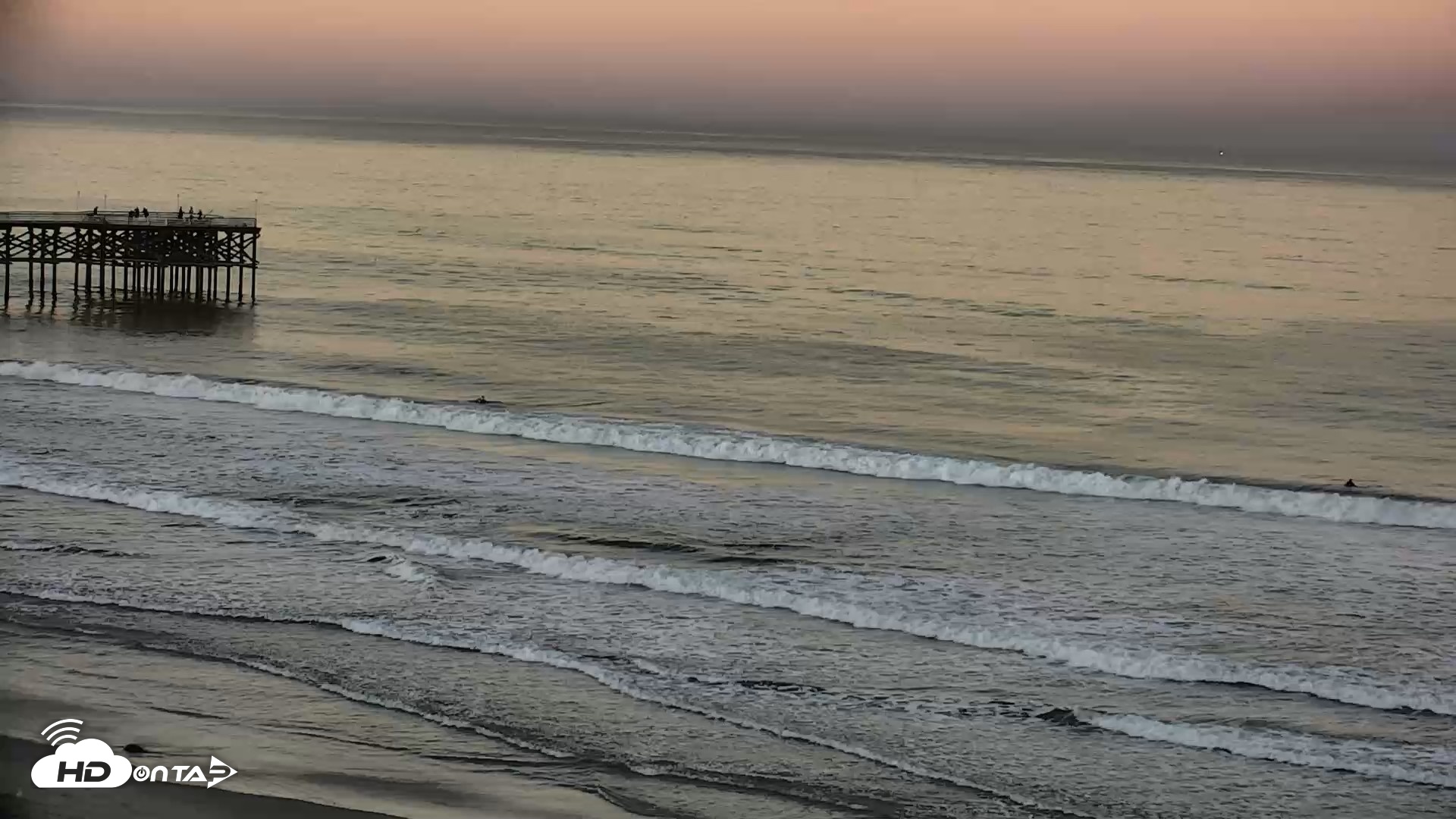Snapshot of Pacific Beach Live Surf Webcam taken Oct 3, 2026, 6:45am PDT