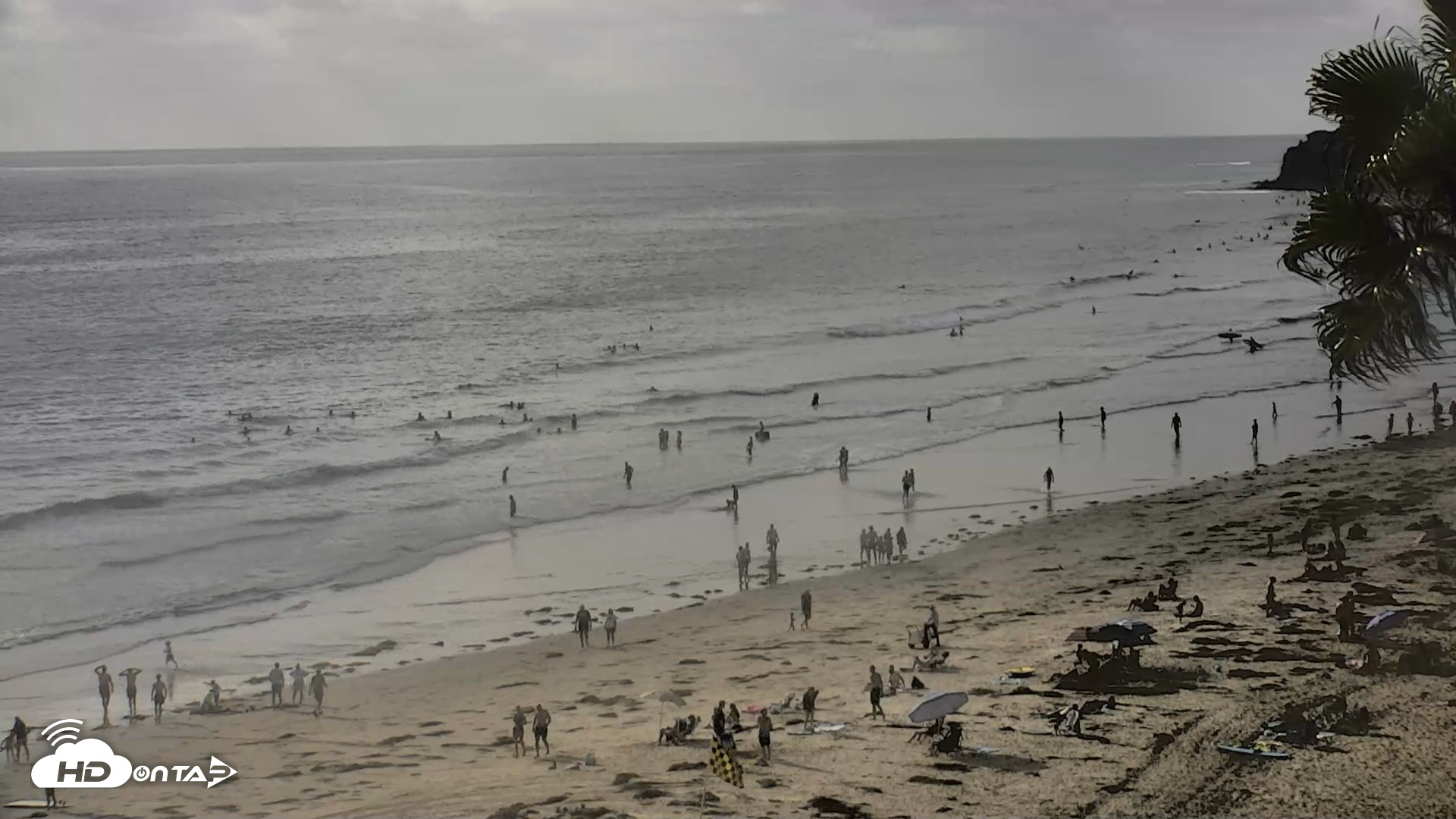 Snapshot of Pacific Beach Live Surf Webcam taken Aug 12, 2026, 5:32pm PDT