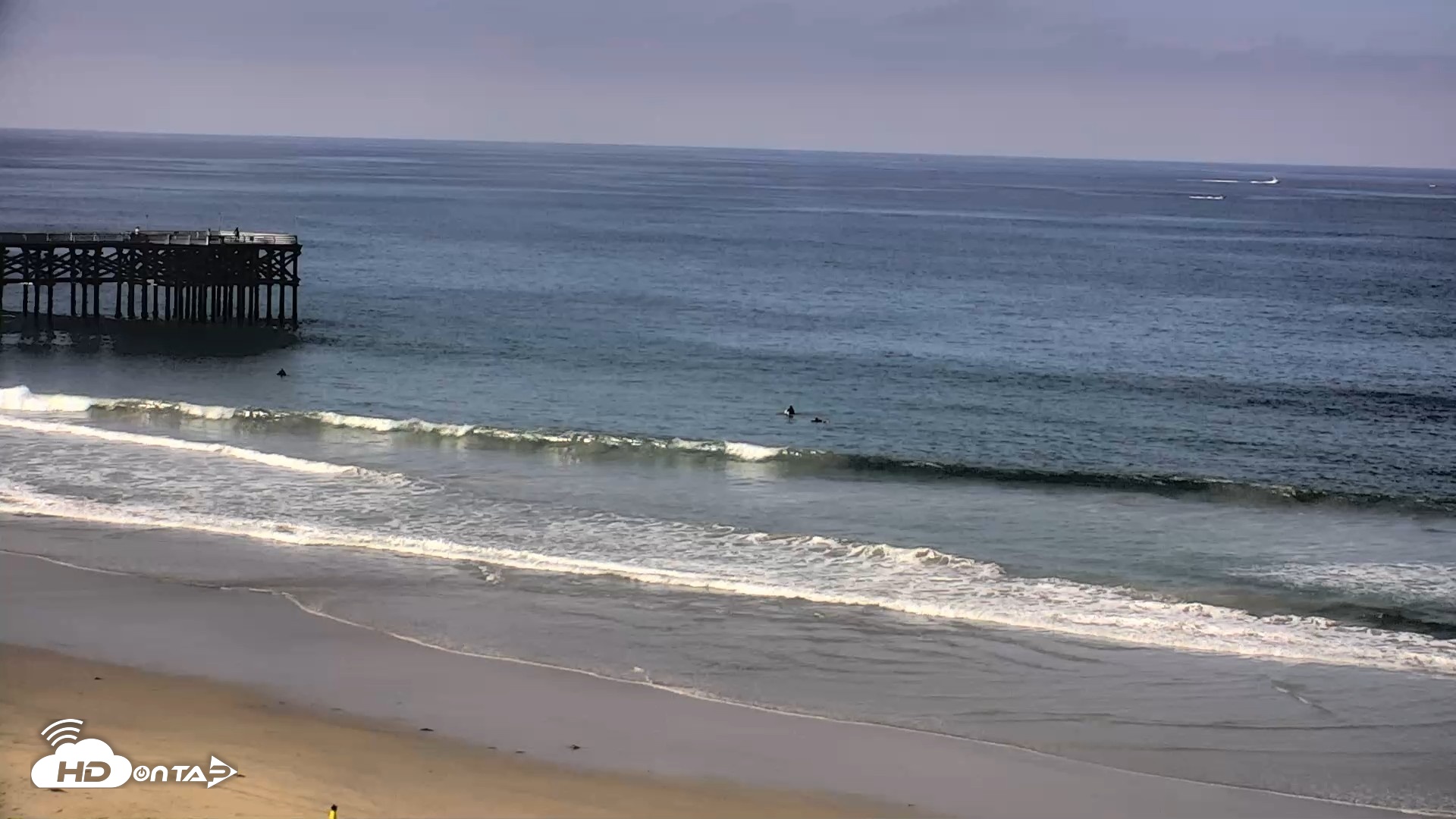 Snapshot of Pacific Beach Live Surf Webcam taken Apr 10, 2026, 10:09am PDT