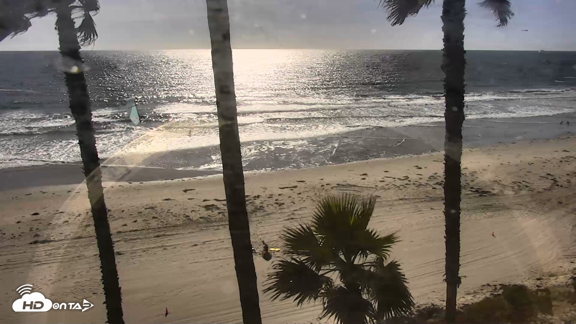 Snapshot of Pacific Beach Live Surf Webcam taken Apr 22, 2026, 4:46pm PDT