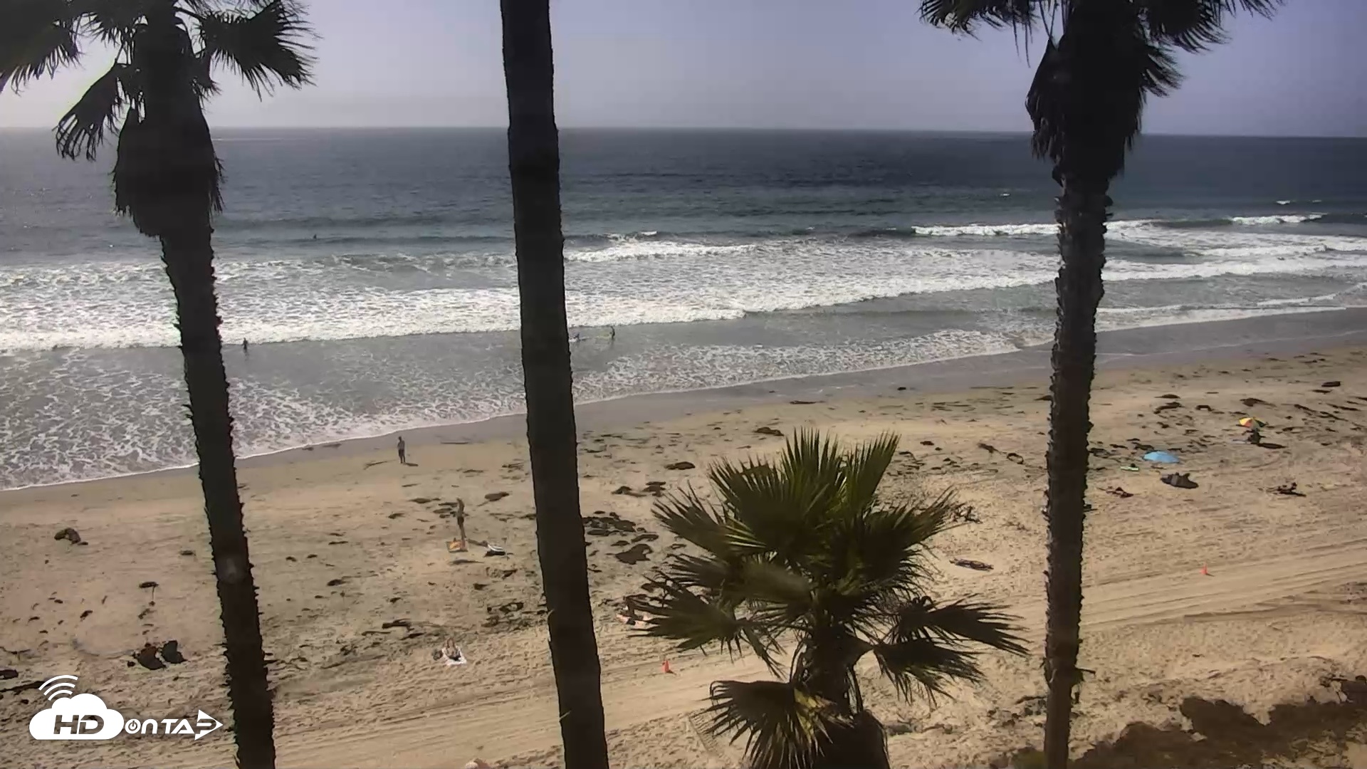 Snapshot of Pacific Beach Live Surf Webcam taken Sep 30, 2026, 2:15pm PDT