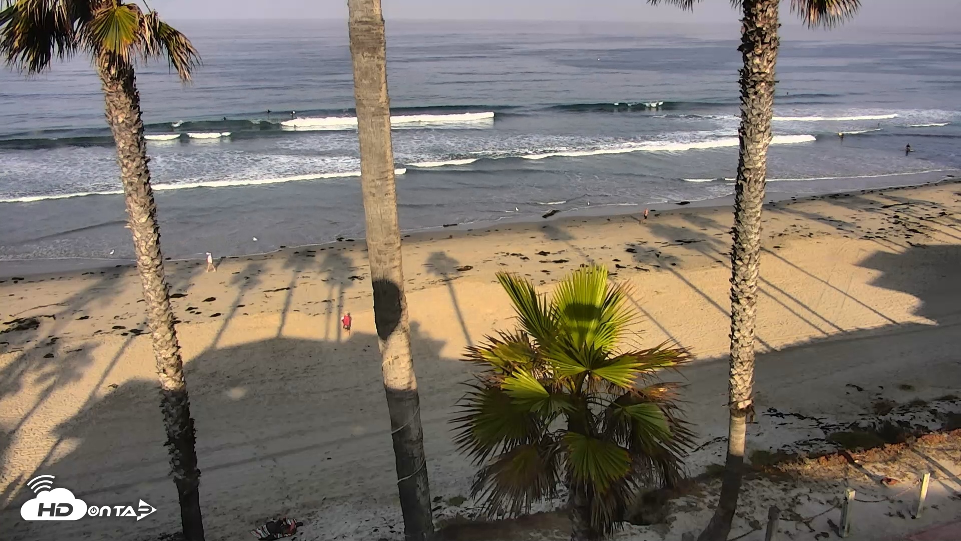 Snapshot of Pacific Beach Live Surf Webcam taken Aug 6, 2025, 7:57am PDT