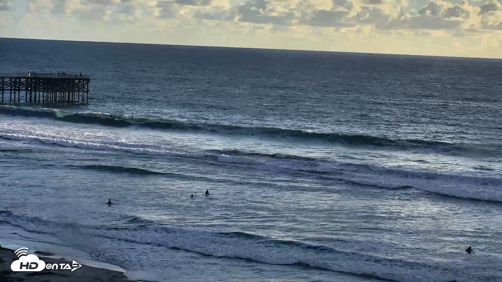 Snapshot of Pacific Beach Live Surf Webcam taken Oct 22, 2026, 5:20pm PDT