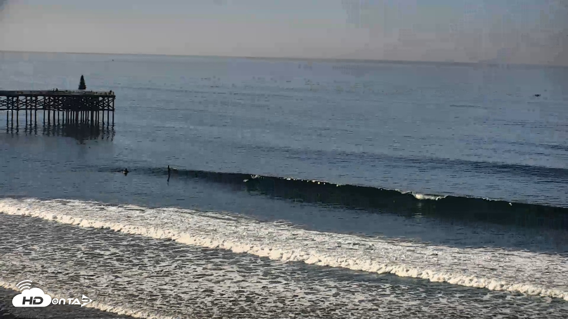 Snapshot of Pacific Beach Live Surf Webcam taken Dec 8, 2025, 9:23am PST