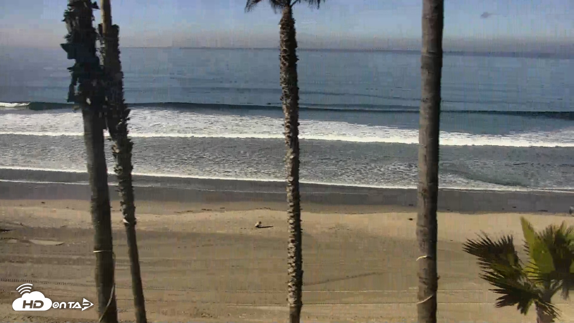 Snapshot of Pacific Beach Live Surf Webcam taken Dec 8, 2025, 9:24am PST