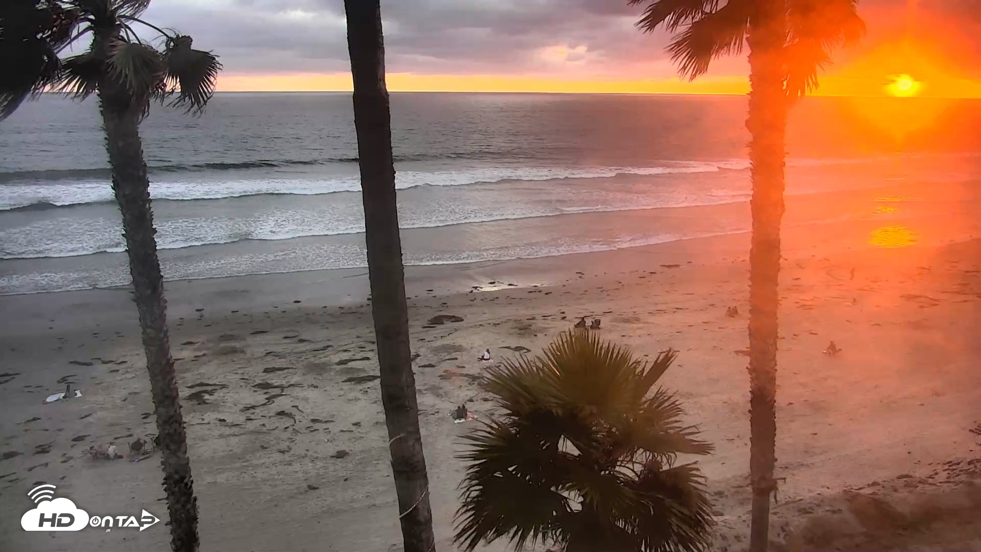 Snapshot of Pacific Beach Live Surf Webcam taken Jun 19, 2026, 7:54pm PDT