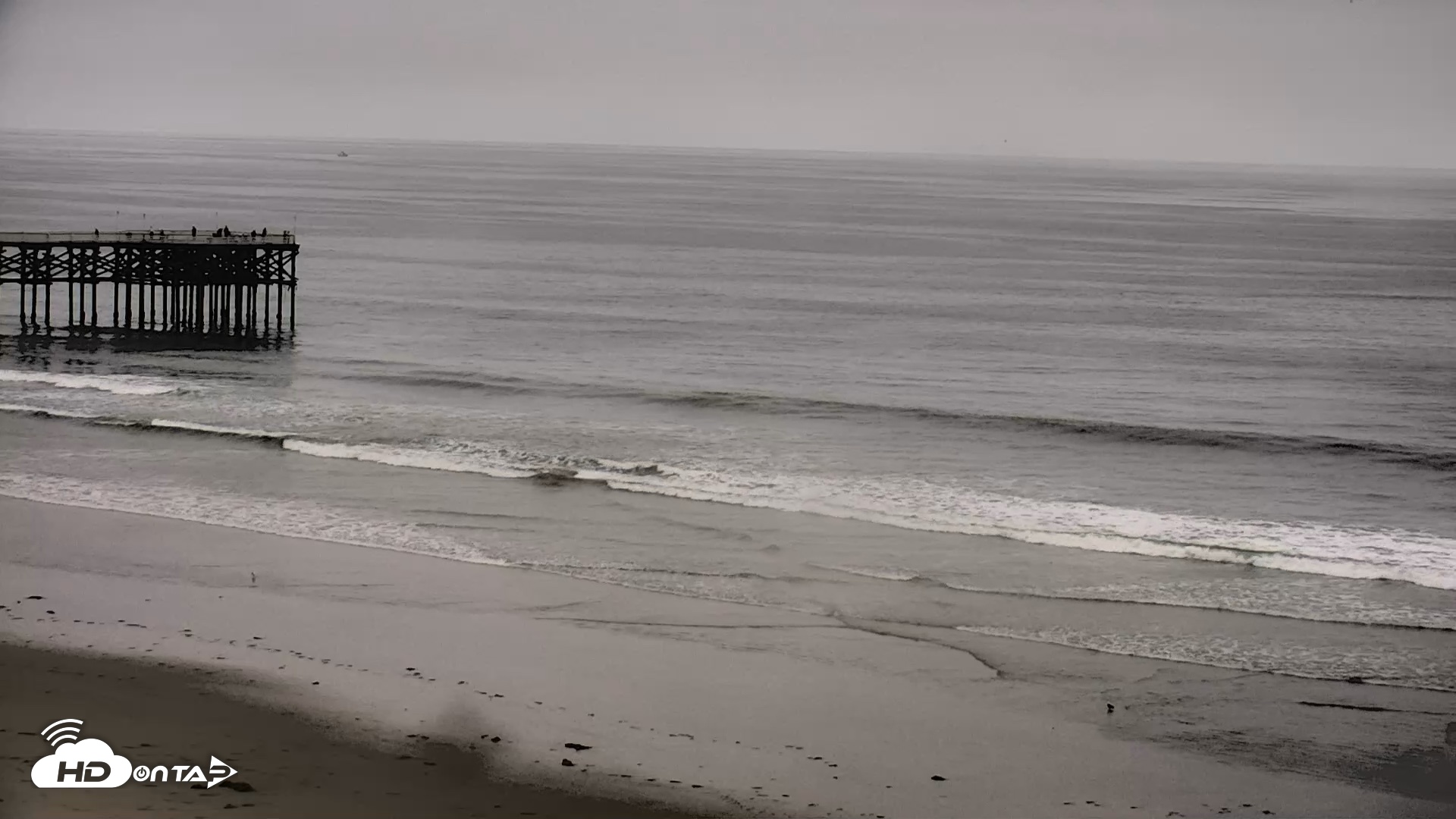Snapshot of Pacific Beach Live Surf Webcam taken Jun 2, 2026, 8:03am PDT